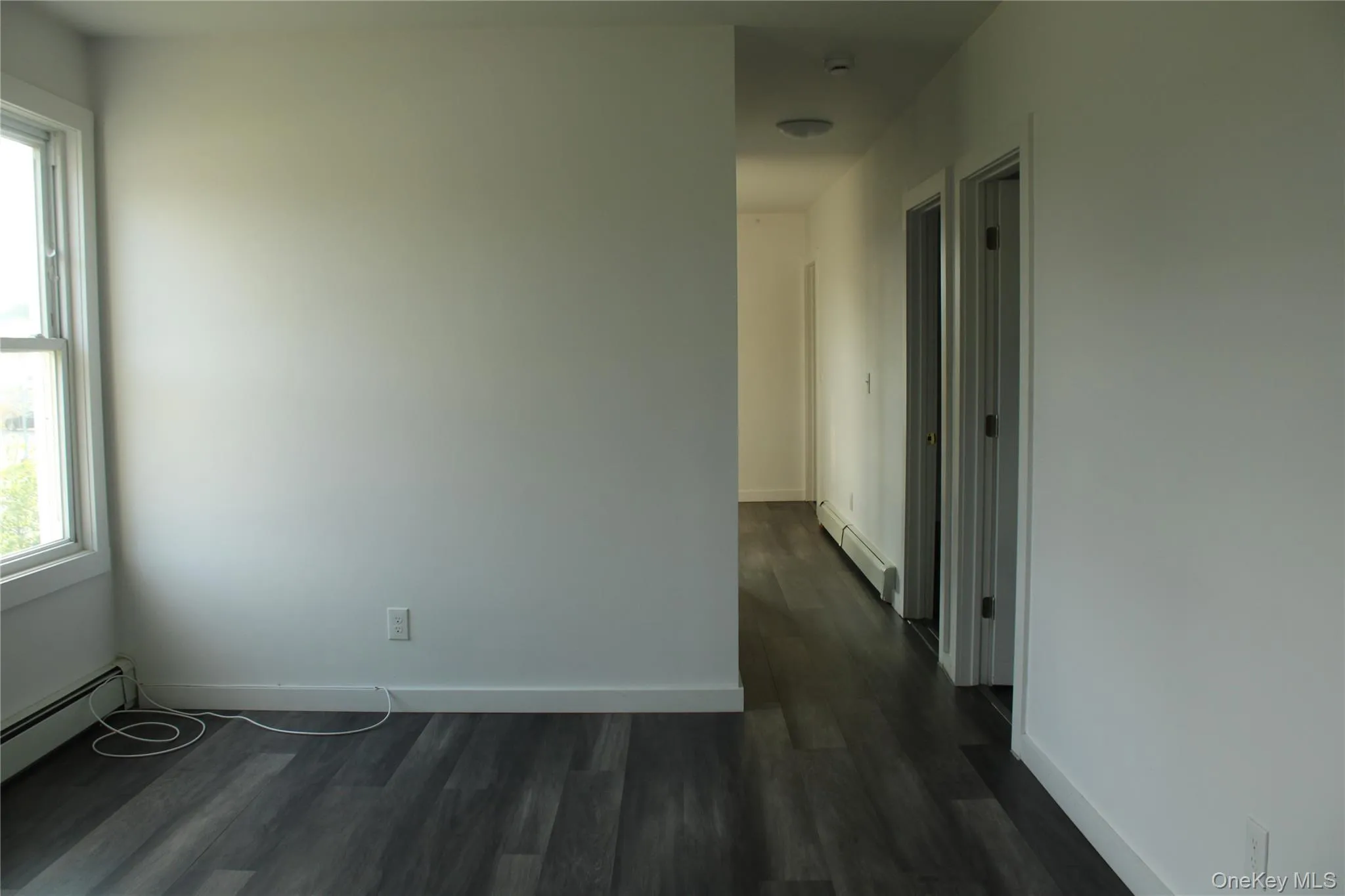 Featuring Vinyl Flooring Featuring Vinyl Flooring