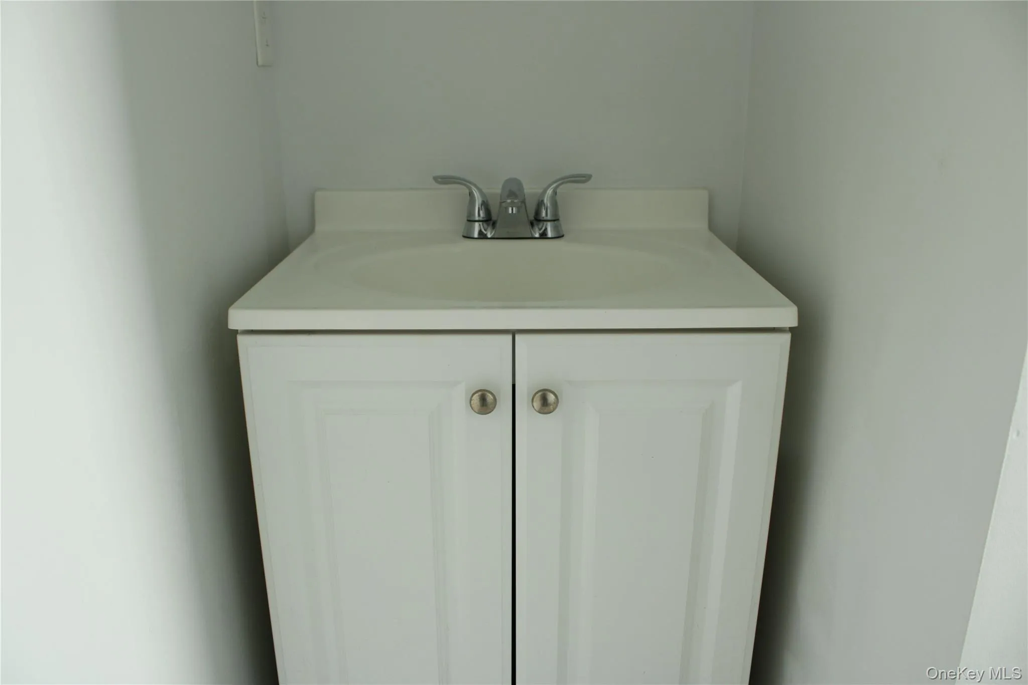 188 Hamilton Street, Poughkeepsie, NY, 3 Bedroom Bedrooms, 4 Room Rooms,1 BathroomBathrooms,Residential Lease,For Rent,Hamilton,0,1044437 188 Hamilton Street, Poughkeepsie, NY, 3 Bedroom Bedrooms, 4 Room Rooms,1 BathroomBathrooms,Residential Lease,For Rent,Hamilton,0,1044437