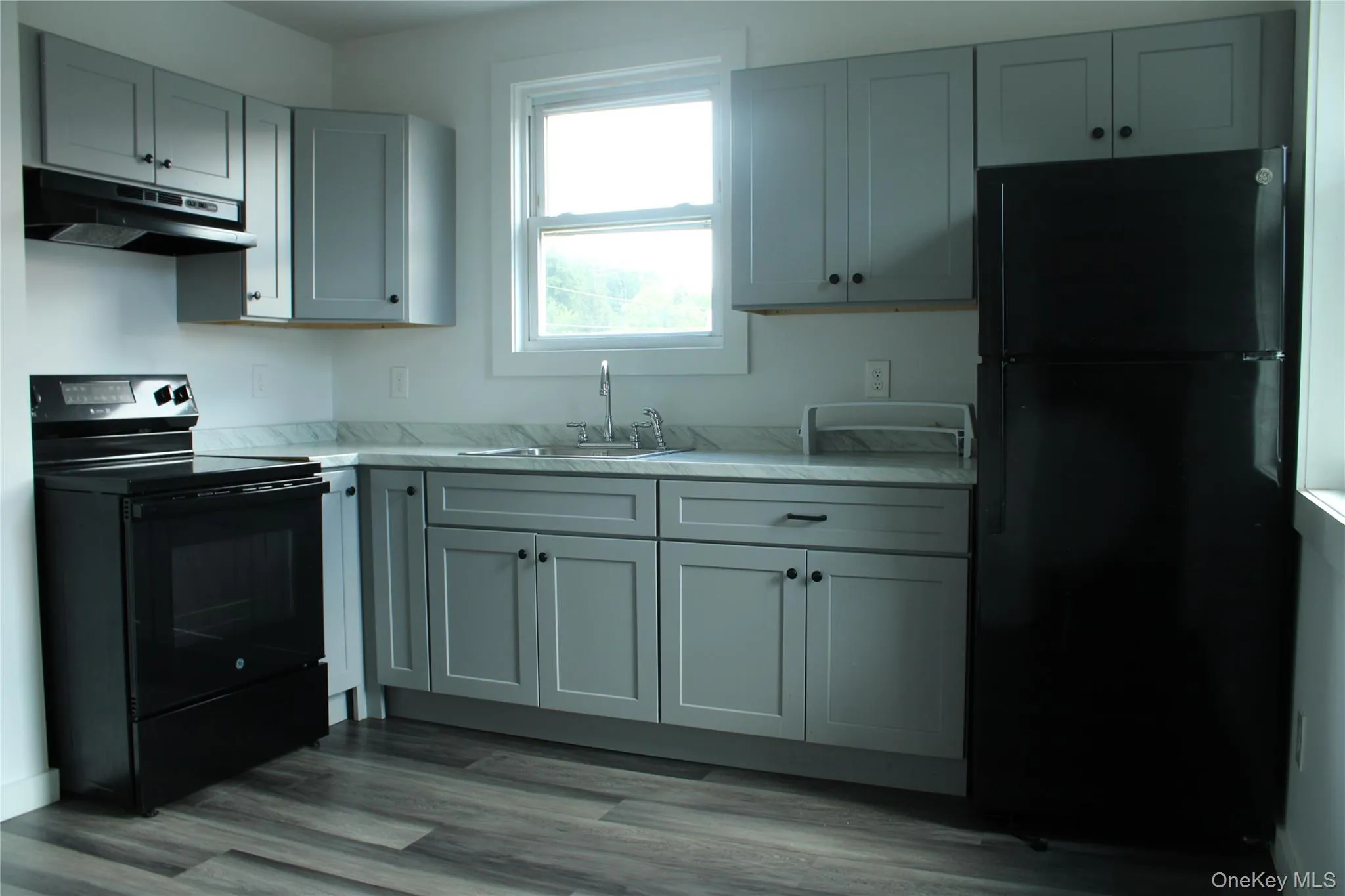 188 Hamilton Street, Poughkeepsie, NY, 3 Bedroom Bedrooms, 4 Room Rooms,1 BathroomBathrooms,Residential Lease,For Rent,Hamilton,0,1044437 188 Hamilton Street, Poughkeepsie, NY, 3 Bedroom Bedrooms, 4 Room Rooms,1 BathroomBathrooms,Residential Lease,For Rent,Hamilton,0,1044437