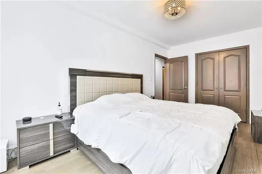 3368 Shore Parkway, New York, NY, 3 Bedrooms Bedrooms, 6 Rooms Rooms,1 BathroomBathrooms,Residential,For Rent,Shore,0,1044438 3368 Shore Parkway, New York, NY, 3 Bedrooms Bedrooms, 6 Rooms Rooms,1 BathroomBathrooms,Residential,For Rent,Shore,0,1044438