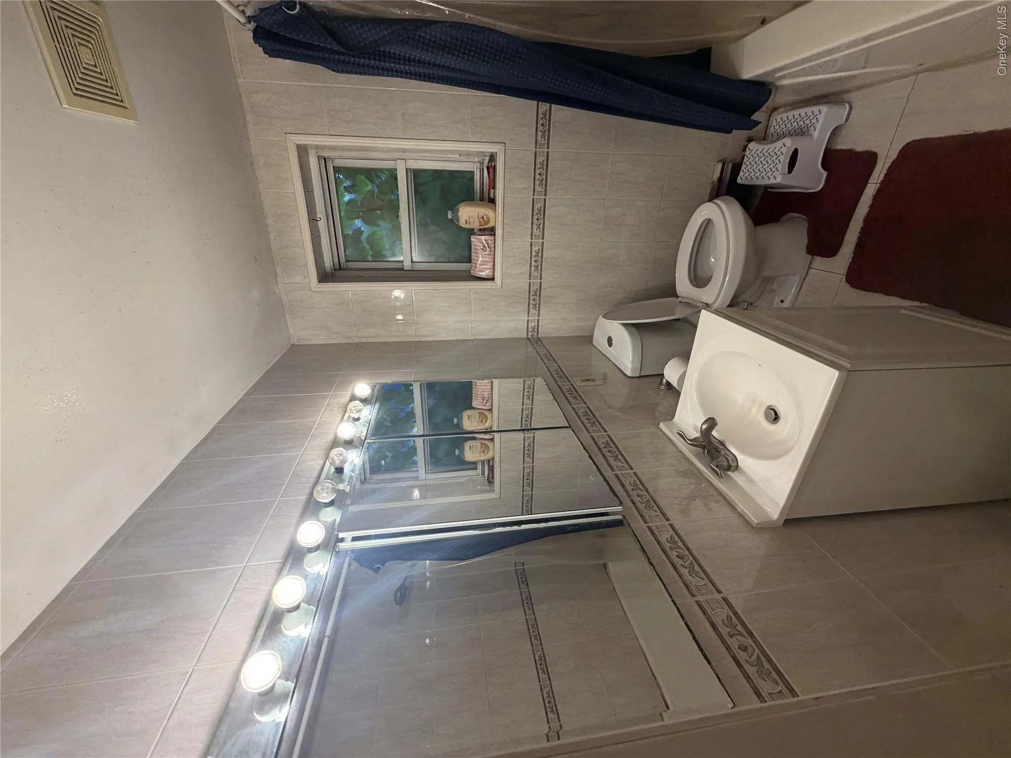 117-11 227TH Street, New York, NY, 2 Bedrooms Bedrooms, 4 Rooms Rooms,1 BathroomBathrooms,Residential,For Rent,227TH,0,1044446 117-11 227TH Street, New York, NY, 2 Bedrooms Bedrooms, 4 Rooms Rooms,1 BathroomBathrooms,Residential,For Rent,227TH,0,1044446