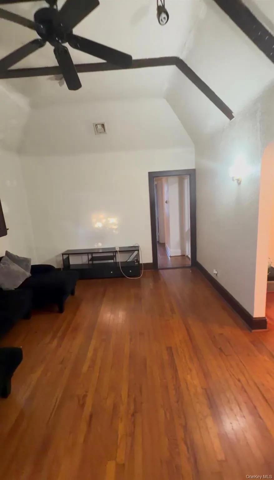 117-11 227TH Street, New York, NY, 2 Bedrooms Bedrooms, 4 Rooms Rooms,1 BathroomBathrooms,Residential,For Rent,227TH,0,1044446 117-11 227TH Street, New York, NY, 2 Bedrooms Bedrooms, 4 Rooms Rooms,1 BathroomBathrooms,Residential,For Rent,227TH,0,1044446