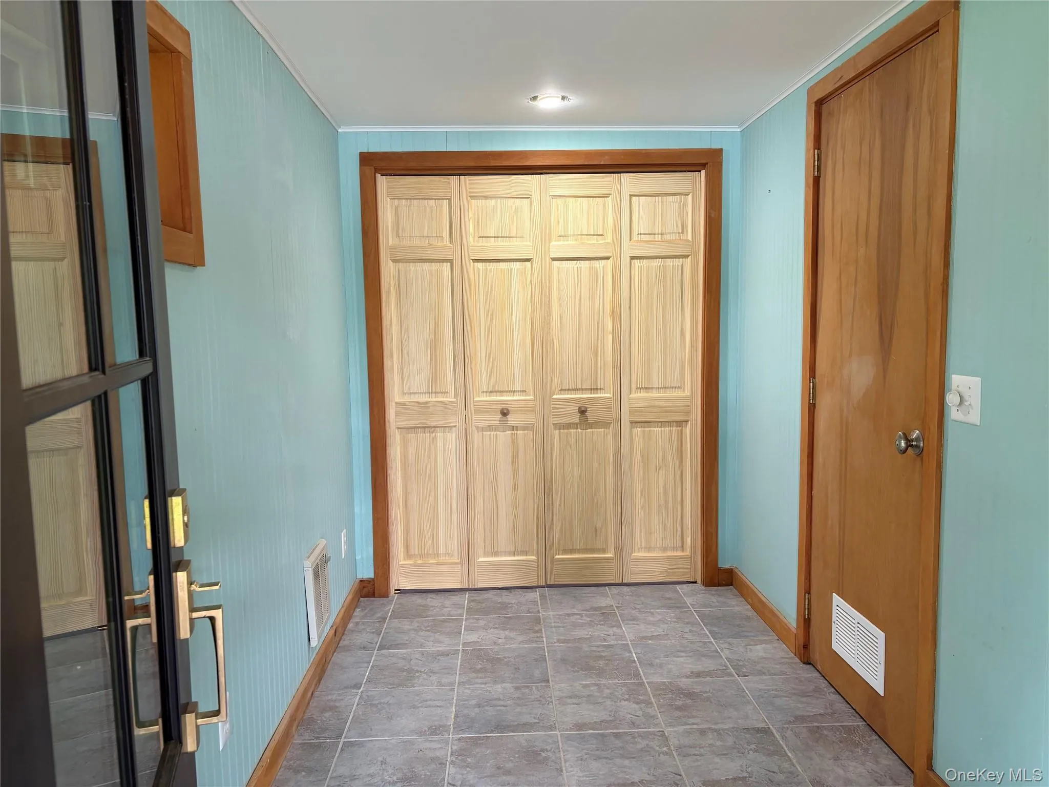 6 Walters Farm Road, Highland, NY, 2 Bedrooms Bedrooms, 7 Rooms Rooms,1 BathroomBathrooms,Residential Lease,For Rent,Walters Farm,0,1044449 6 Walters Farm Road, Highland, NY, 2 Bedrooms Bedrooms, 7 Rooms Rooms,1 BathroomBathrooms,Residential Lease,For Rent,Walters Farm,0,1044449
