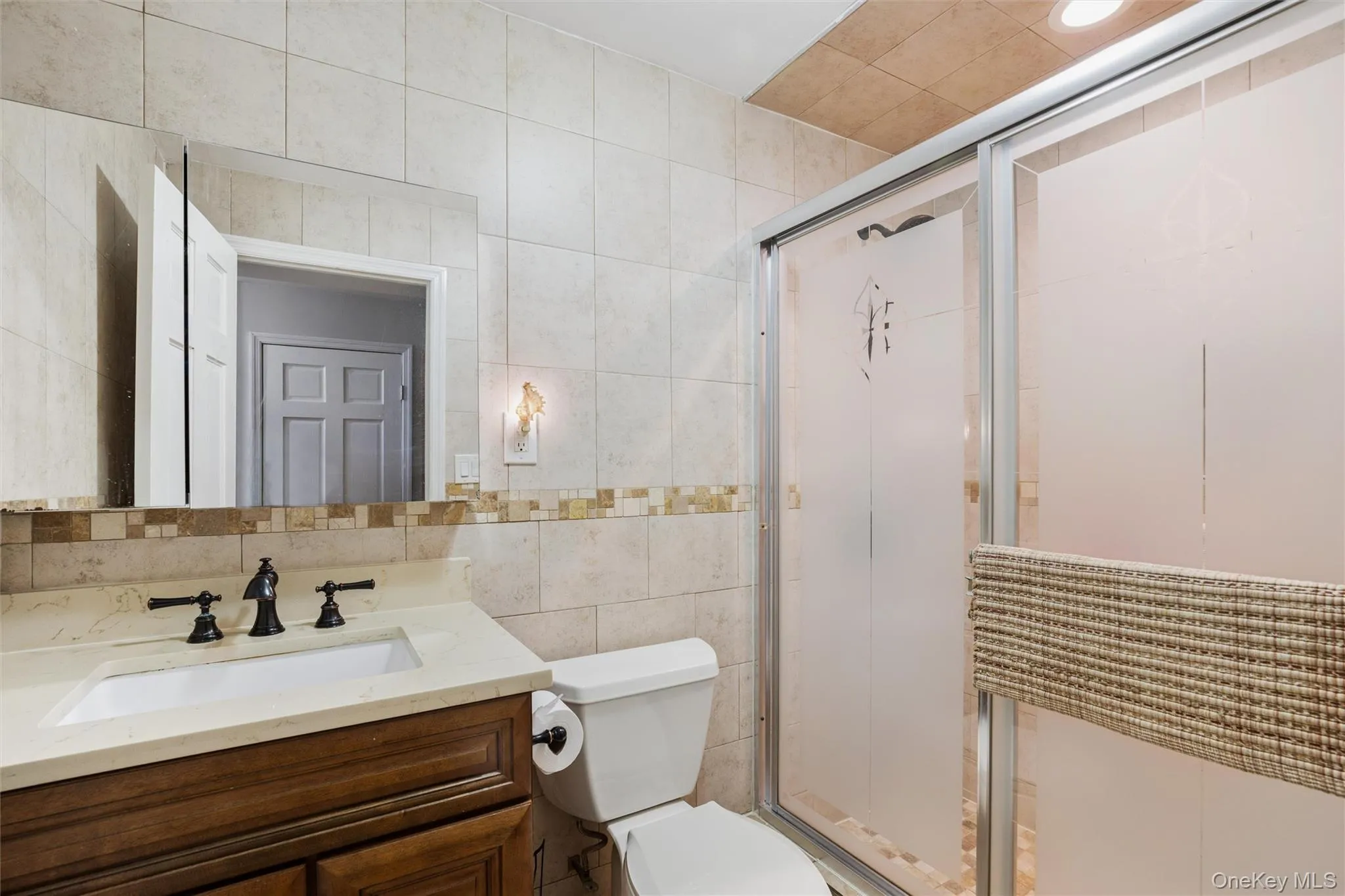 33 Sherwood Drive, Oyster Bay, NY, 4 Bedrooms Bedrooms, 9 Rooms Rooms,2 BathroomsBathrooms,Residential,For Rent,Sherwood,0,1044453 33 Sherwood Drive, Oyster Bay, NY, 4 Bedrooms Bedrooms, 9 Rooms Rooms,2 BathroomsBathrooms,Residential,For Rent,Sherwood,0,1044453