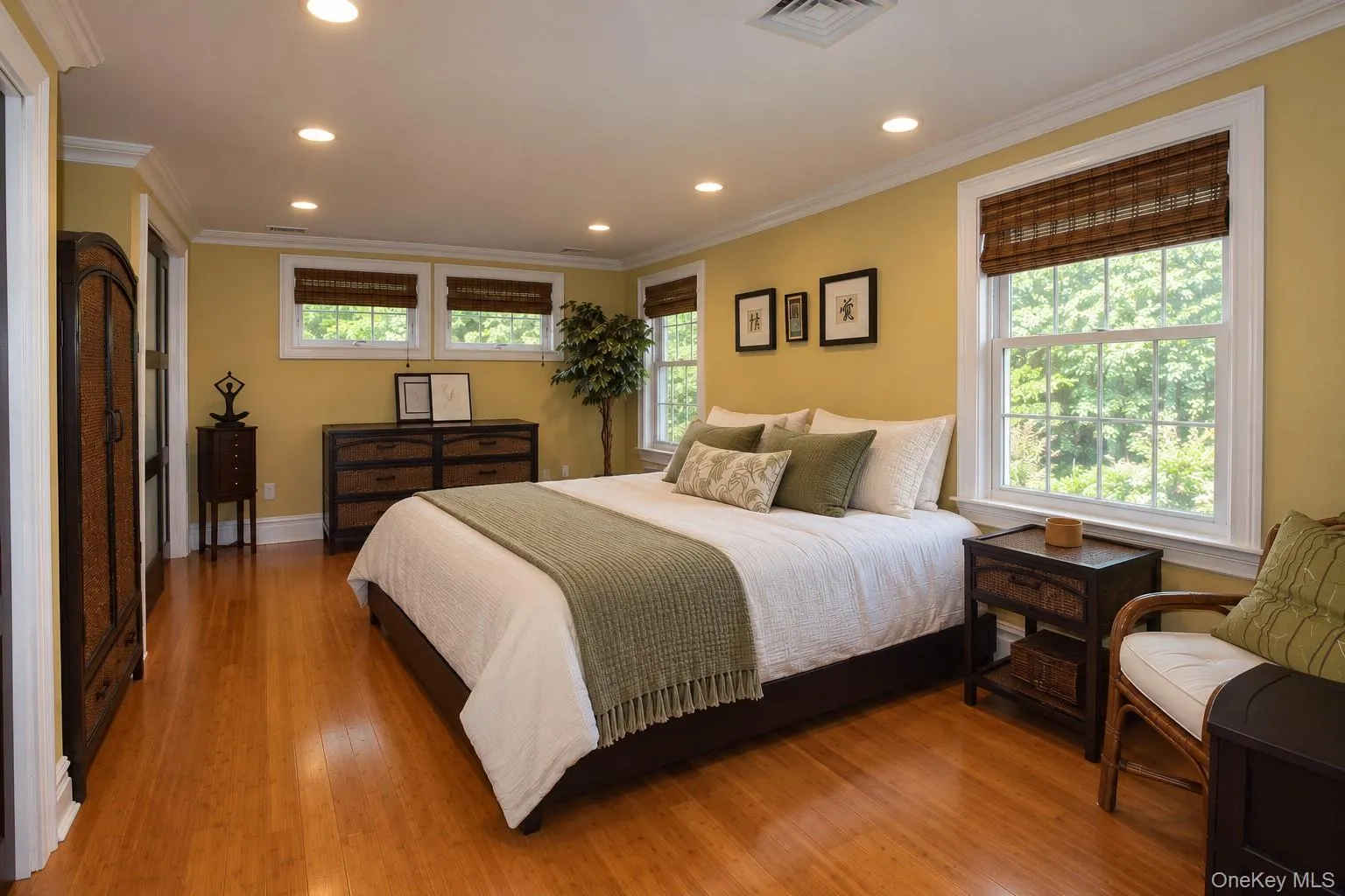 100 Edgewood Avenue, Smithtown, NY, 5 Bedrooms Bedrooms, 10 Rooms Rooms,4 BathroomsBathrooms,Residential,For Rent,Edgewood,0,1044455 100 Edgewood Avenue, Smithtown, NY, 5 Bedrooms Bedrooms, 10 Rooms Rooms,4 BathroomsBathrooms,Residential,For Rent,Edgewood,0,1044455