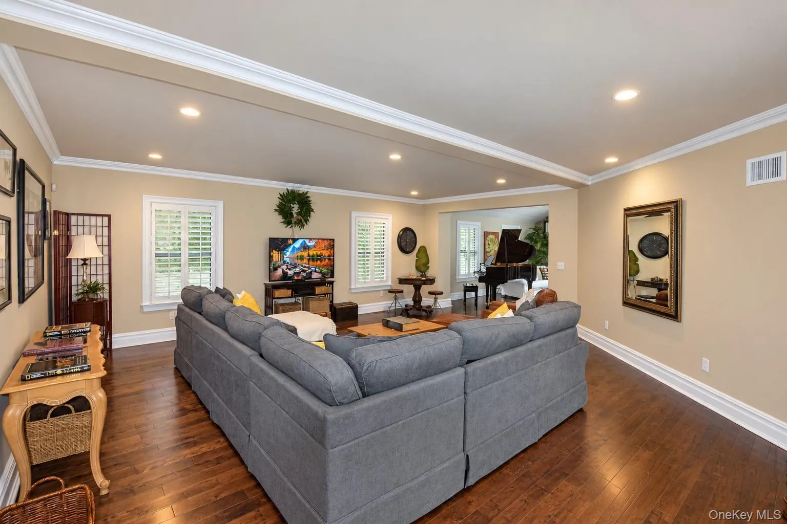 100 Edgewood Avenue, Smithtown, NY, 5 Bedrooms Bedrooms, 10 Rooms Rooms,4 BathroomsBathrooms,Residential,For Rent,Edgewood,0,1044455 100 Edgewood Avenue, Smithtown, NY, 5 Bedrooms Bedrooms, 10 Rooms Rooms,4 BathroomsBathrooms,Residential,For Rent,Edgewood,0,1044455