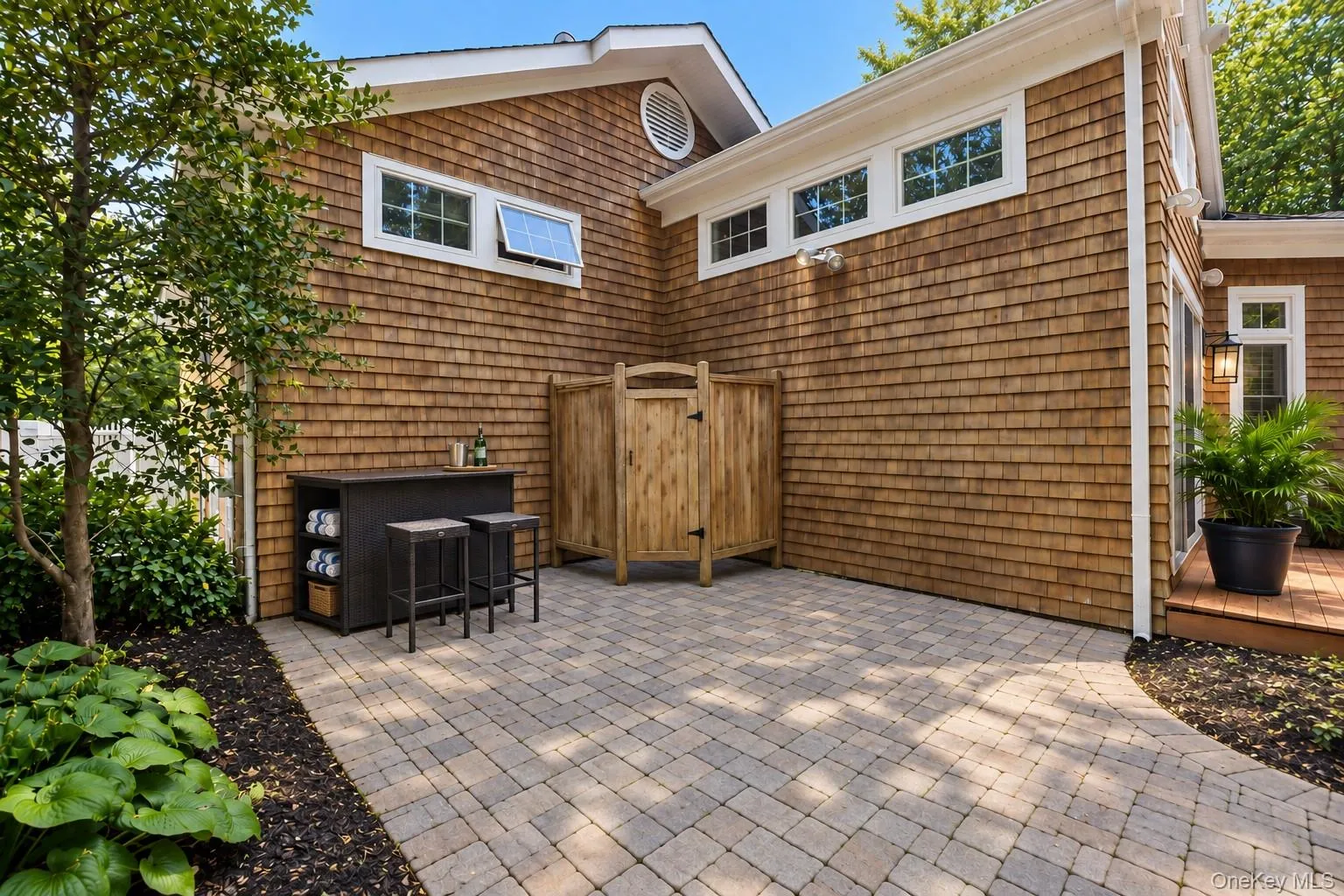 100 Edgewood Avenue, Smithtown, NY, 5 Bedrooms Bedrooms, 10 Rooms Rooms,4 BathroomsBathrooms,Residential,For Rent,Edgewood,0,1044455 100 Edgewood Avenue, Smithtown, NY, 5 Bedrooms Bedrooms, 10 Rooms Rooms,4 BathroomsBathrooms,Residential,For Rent,Edgewood,0,1044455