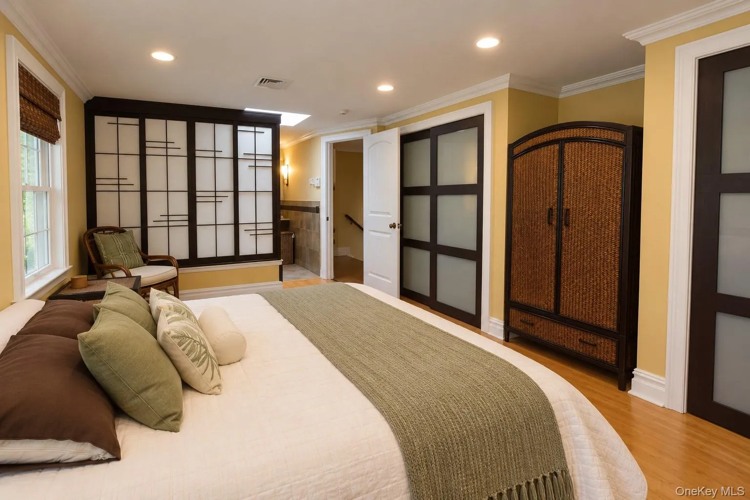 100 Edgewood Avenue, Smithtown, NY, 5 Bedrooms Bedrooms, 10 Rooms Rooms,4 BathroomsBathrooms,Residential,For Rent,Edgewood,0,1044455 100 Edgewood Avenue, Smithtown, NY, 5 Bedrooms Bedrooms, 10 Rooms Rooms,4 BathroomsBathrooms,Residential,For Rent,Edgewood,0,1044455