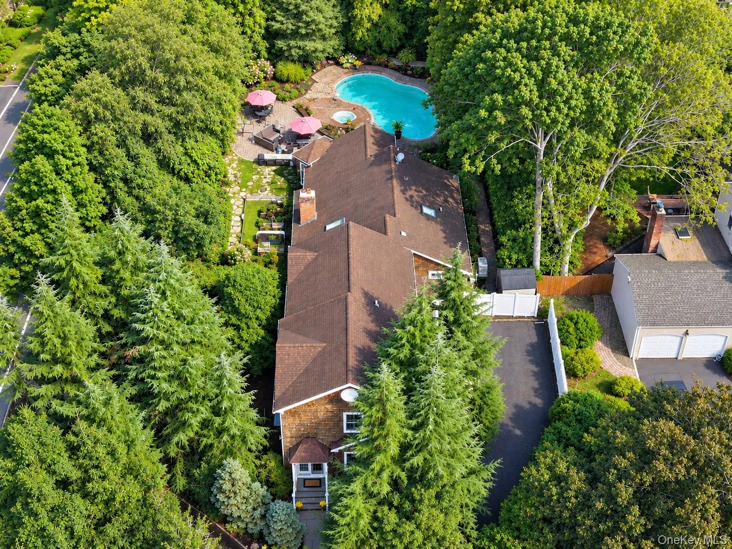 100 Edgewood Avenue, Smithtown, NY, 5 Bedrooms Bedrooms, 10 Rooms Rooms,4 BathroomsBathrooms,Residential,For Rent,Edgewood,0,1044455 100 Edgewood Avenue, Smithtown, NY, 5 Bedrooms Bedrooms, 10 Rooms Rooms,4 BathroomsBathrooms,Residential,For Rent,Edgewood,0,1044455