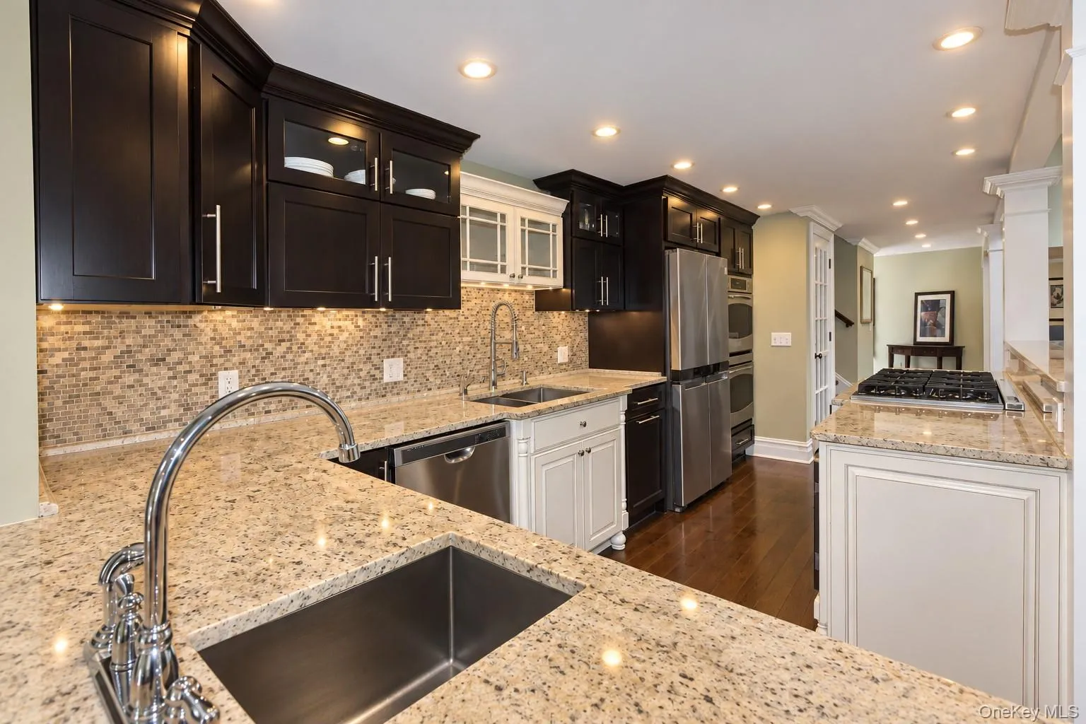 100 Edgewood Avenue, Smithtown, NY, 5 Bedrooms Bedrooms, 10 Rooms Rooms,4 BathroomsBathrooms,Residential,For Rent,Edgewood,0,1044455 100 Edgewood Avenue, Smithtown, NY, 5 Bedrooms Bedrooms, 10 Rooms Rooms,4 BathroomsBathrooms,Residential,For Rent,Edgewood,0,1044455