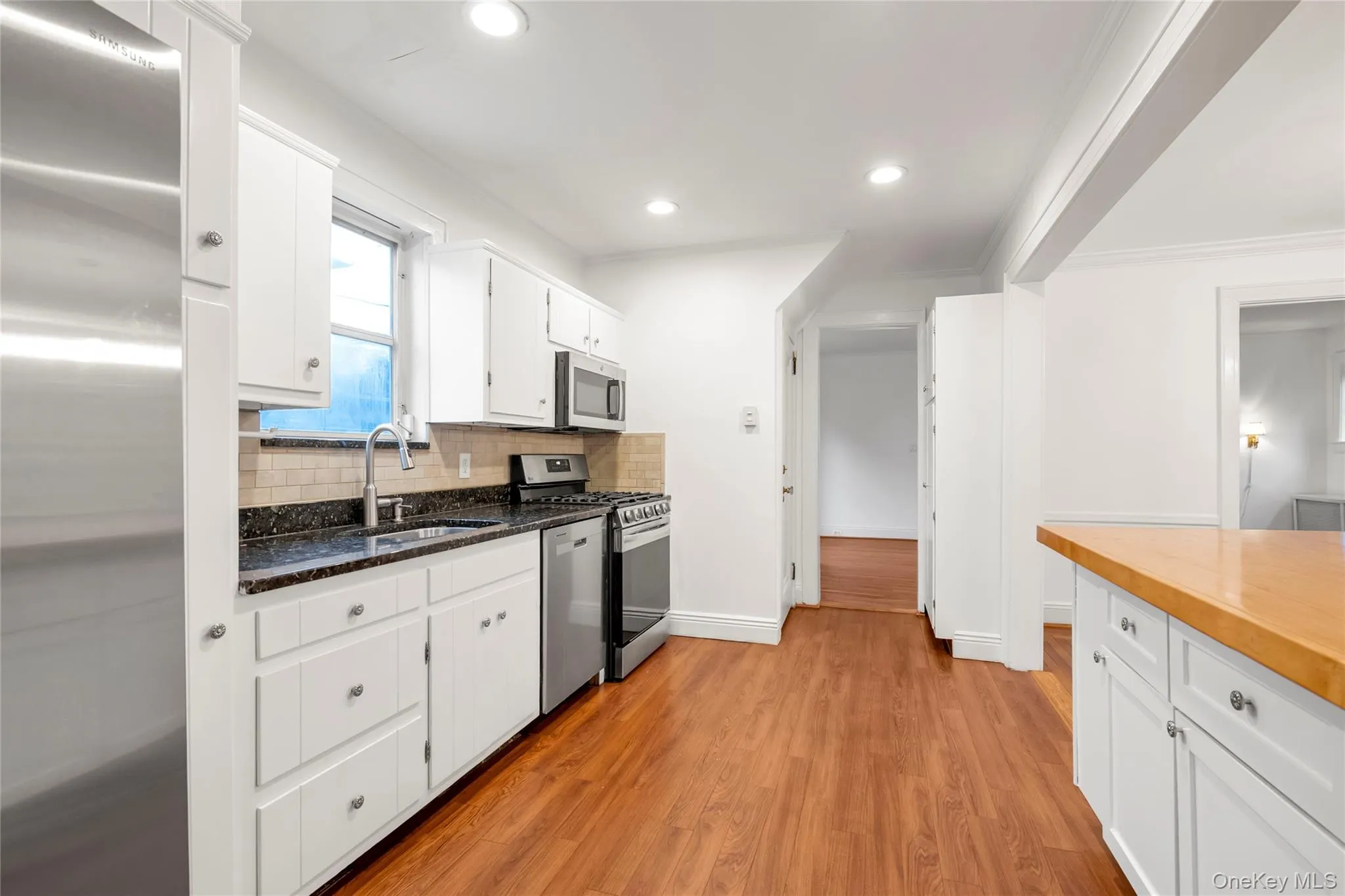 138 Hillcrest Avenue, North Hempstead, NY, 3 Bedrooms Bedrooms, 8 Rooms Rooms,1 BathroomBathrooms,Residential Lease,For Rent,Hillcrest,0,1044459 138 Hillcrest Avenue, North Hempstead, NY, 3 Bedrooms Bedrooms, 8 Rooms Rooms,1 BathroomBathrooms,Residential Lease,For Rent,Hillcrest,0,1044459