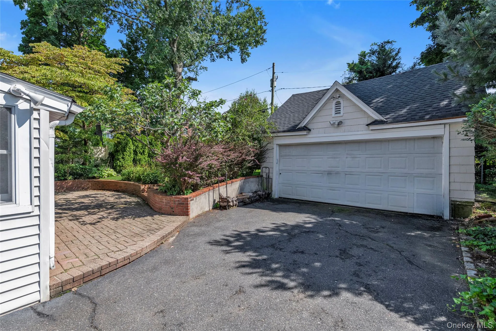 138 Hillcrest Avenue, North Hempstead, NY, 3 Bedrooms Bedrooms, 8 Rooms Rooms,1 BathroomBathrooms,Residential Lease,For Rent,Hillcrest,0,1044459 138 Hillcrest Avenue, North Hempstead, NY, 3 Bedrooms Bedrooms, 8 Rooms Rooms,1 BathroomBathrooms,Residential Lease,For Rent,Hillcrest,0,1044459