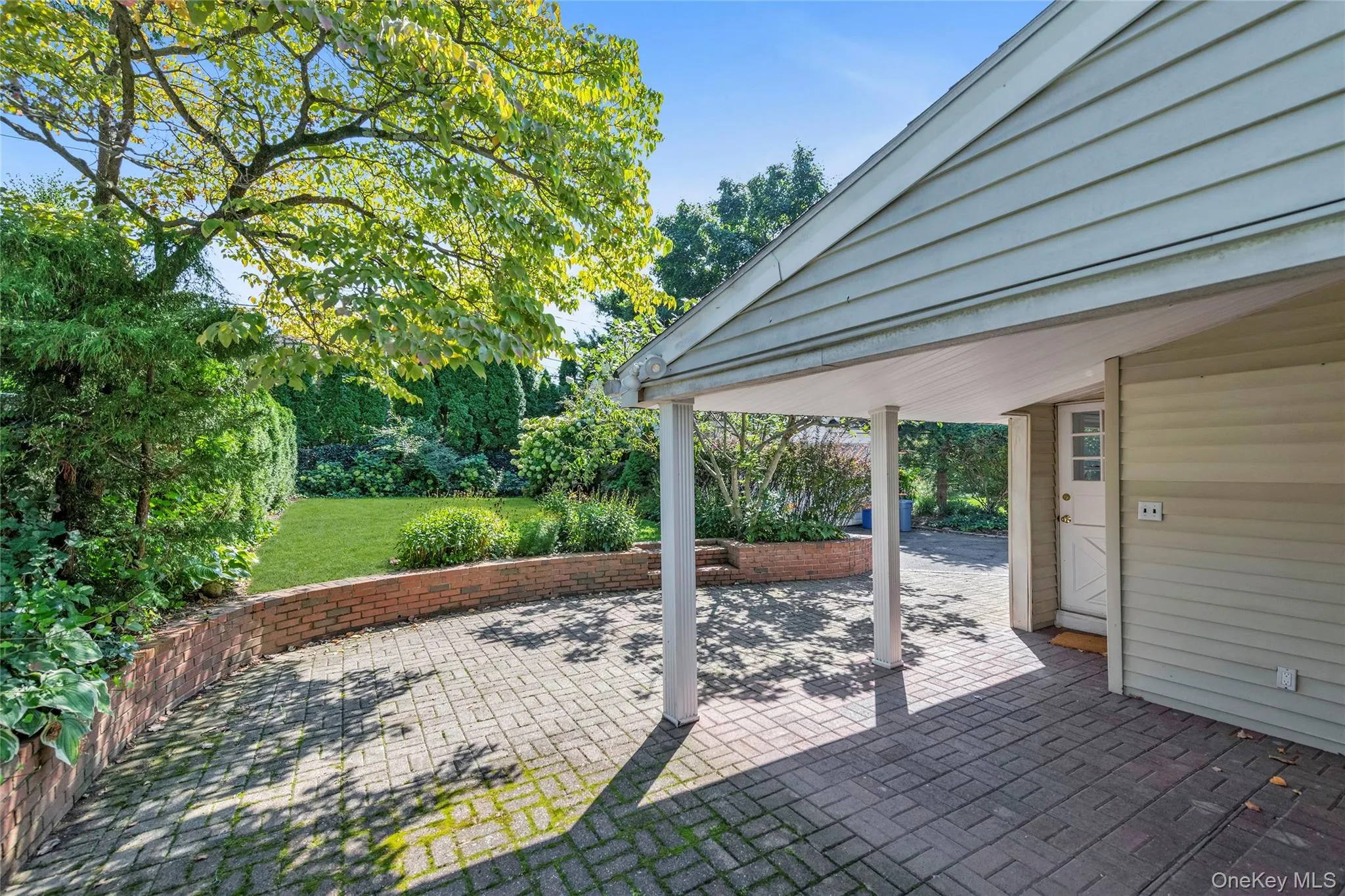 138 Hillcrest Avenue, North Hempstead, NY, 3 Bedrooms Bedrooms, 8 Rooms Rooms,1 BathroomBathrooms,Residential Lease,For Rent,Hillcrest,0,1044459 138 Hillcrest Avenue, North Hempstead, NY, 3 Bedrooms Bedrooms, 8 Rooms Rooms,1 BathroomBathrooms,Residential Lease,For Rent,Hillcrest,0,1044459