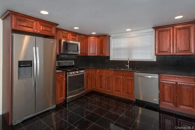 78 Mount Vernon Avenue, Brookhaven, NY, 2 Bedroom Bedrooms, 5 Room Rooms,1 BathroomBathrooms,Residential Lease,For Rent,Mount Vernon,0,1044463 78 Mount Vernon Avenue, Brookhaven, NY, 2 Bedroom Bedrooms, 5 Room Rooms,1 BathroomBathrooms,Residential Lease,For Rent,Mount Vernon,0,1044463