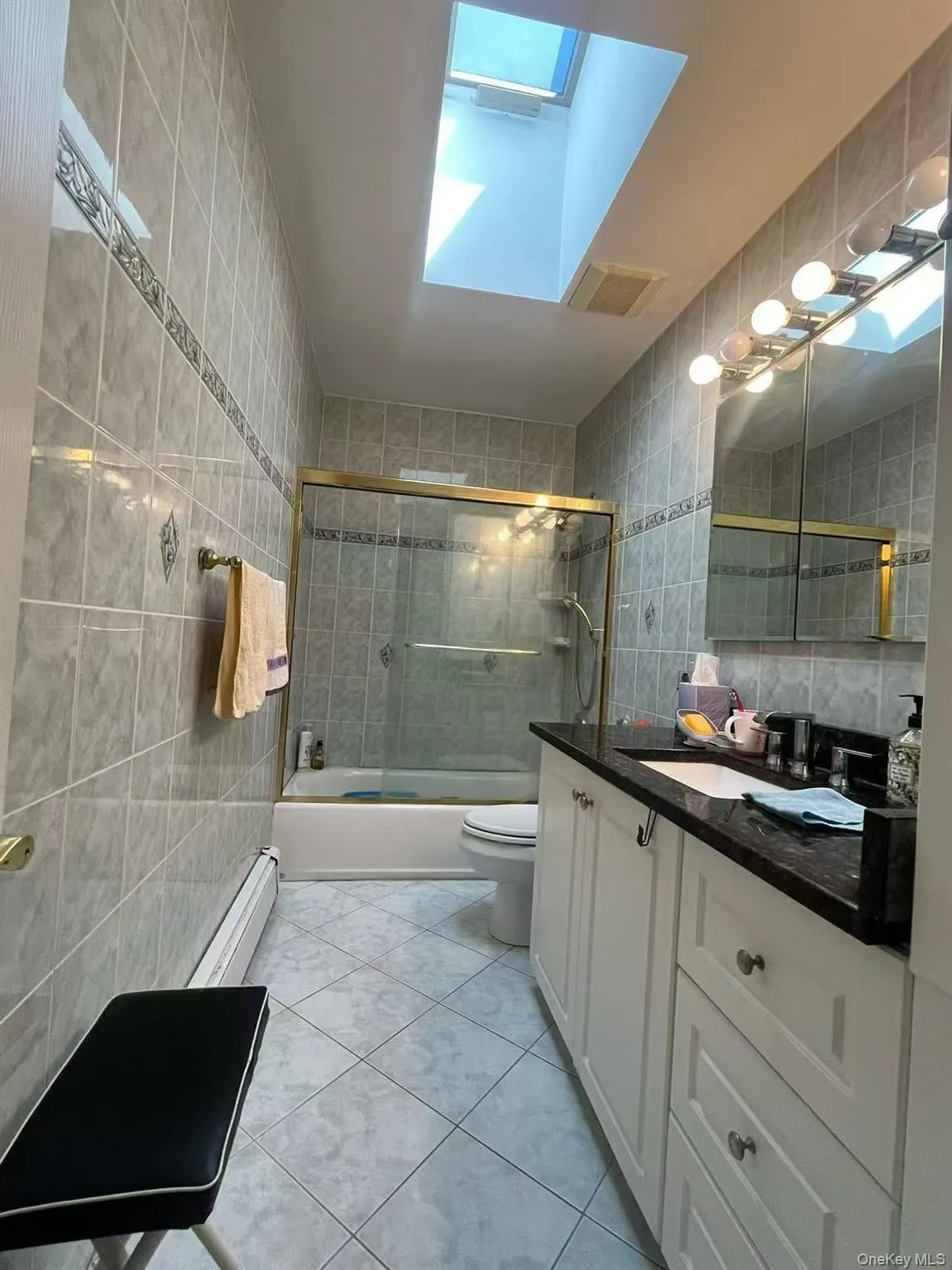 64 Todd Court, Huntington, NY, 5 Bedrooms Bedrooms, 9 Rooms Rooms,2 BathroomsBathrooms,Residential Lease,For Rent,Todd,0,1044466 64 Todd Court, Huntington, NY, 5 Bedrooms Bedrooms, 9 Rooms Rooms,2 BathroomsBathrooms,Residential Lease,For Rent,Todd,0,1044466