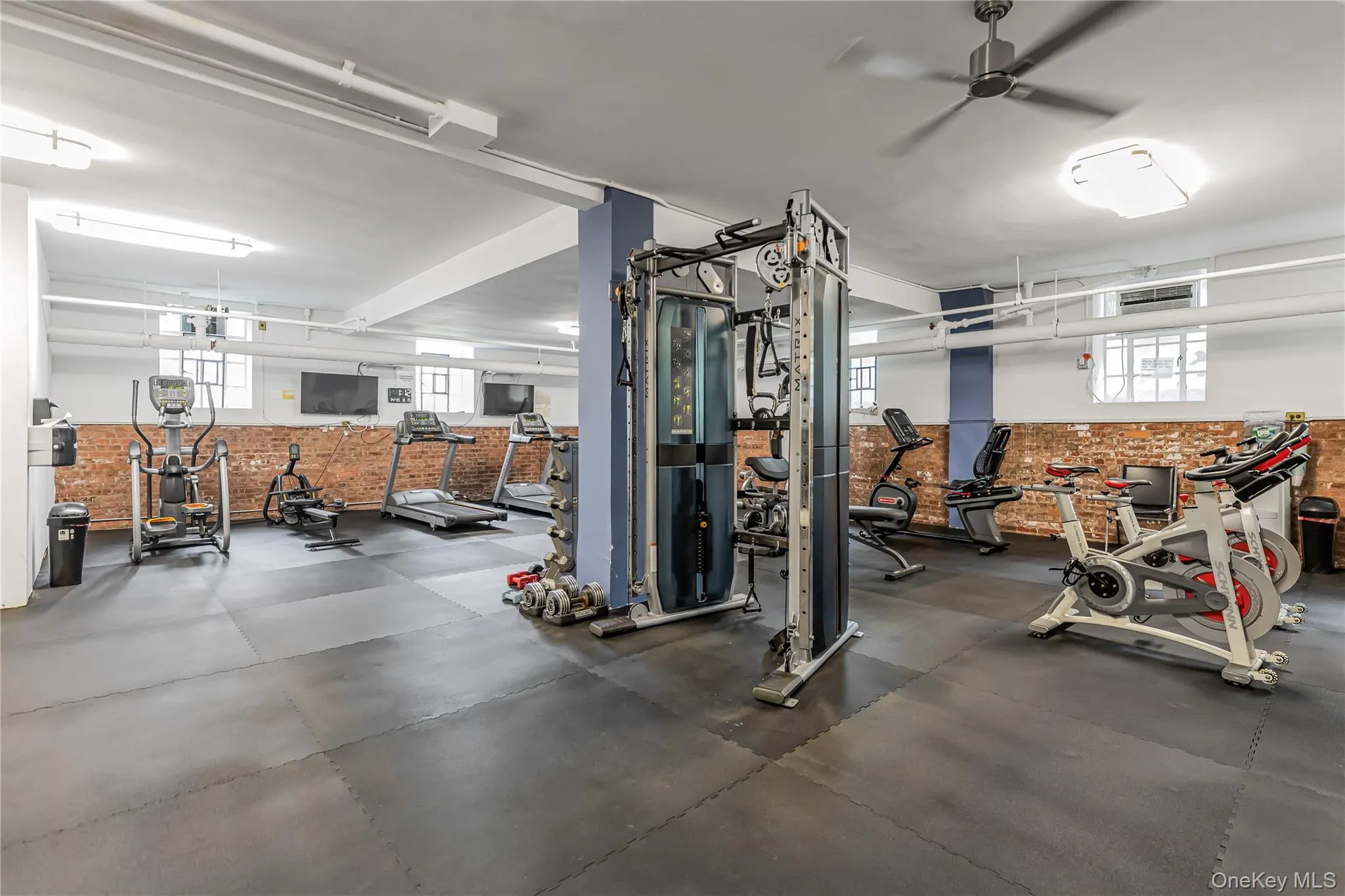 3001 Henry Hudson Parkway, New York, NY, 3 Bedrooms Bedrooms, 7 Rooms Rooms,2 BathroomsBathrooms,Residential,For Rent,Henry Hudson,0,1044467 3001 Henry Hudson Parkway, New York, NY, 3 Bedrooms Bedrooms, 7 Rooms Rooms,2 BathroomsBathrooms,Residential,For Rent,Henry Hudson,0,1044467