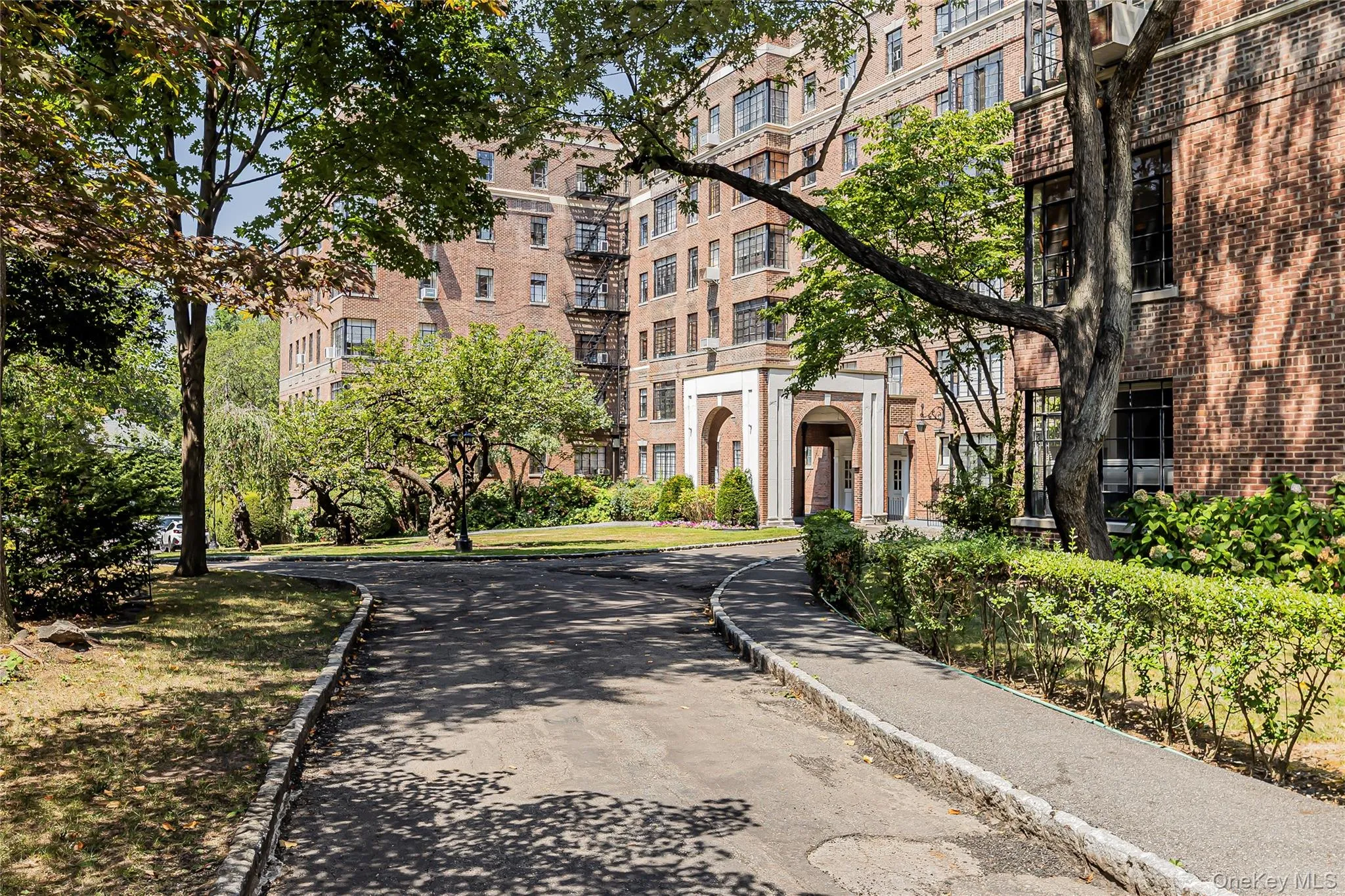 3001 Henry Hudson Parkway, New York, NY, 3 Bedrooms Bedrooms, 7 Rooms Rooms,2 BathroomsBathrooms,Residential,For Rent,Henry Hudson,0,1044467 3001 Henry Hudson Parkway, New York, NY, 3 Bedrooms Bedrooms, 7 Rooms Rooms,2 BathroomsBathrooms,Residential,For Rent,Henry Hudson,0,1044467
