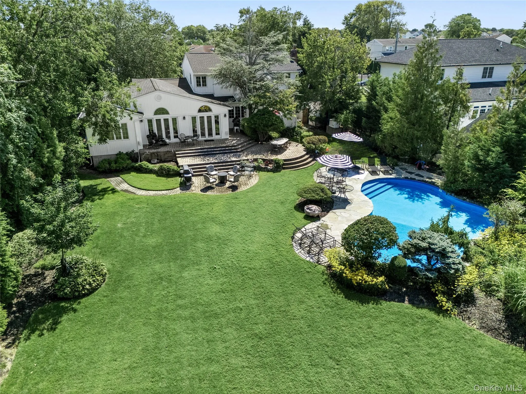 136 Ocean Avenue, Oyster Bay, NY, 5 Bedrooms Bedrooms, 11 Rooms Rooms,3 BathroomsBathrooms,Residential,For Rent,Ocean,0,1044468 136 Ocean Avenue, Oyster Bay, NY, 5 Bedrooms Bedrooms, 11 Rooms Rooms,3 BathroomsBathrooms,Residential,For Rent,Ocean,0,1044468