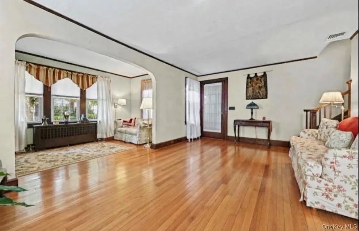 230 Crocus Avenue, Hempstead, NY, 3 Bedrooms Bedrooms, 8 Rooms Rooms,2 BathroomsBathrooms,Residential,For Rent,Crocus,0,1044474 230 Crocus Avenue, Hempstead, NY, 3 Bedrooms Bedrooms, 8 Rooms Rooms,2 BathroomsBathrooms,Residential,For Rent,Crocus,0,1044474