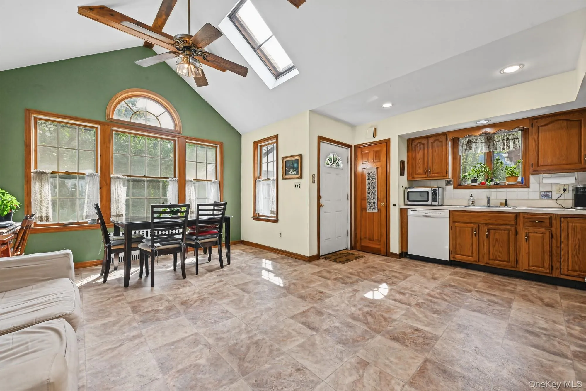 230 Crocus Avenue, Hempstead, NY, 3 Bedrooms Bedrooms, 8 Rooms Rooms,2 BathroomsBathrooms,Residential,For Rent,Crocus,0,1044474 230 Crocus Avenue, Hempstead, NY, 3 Bedrooms Bedrooms, 8 Rooms Rooms,2 BathroomsBathrooms,Residential,For Rent,Crocus,0,1044474