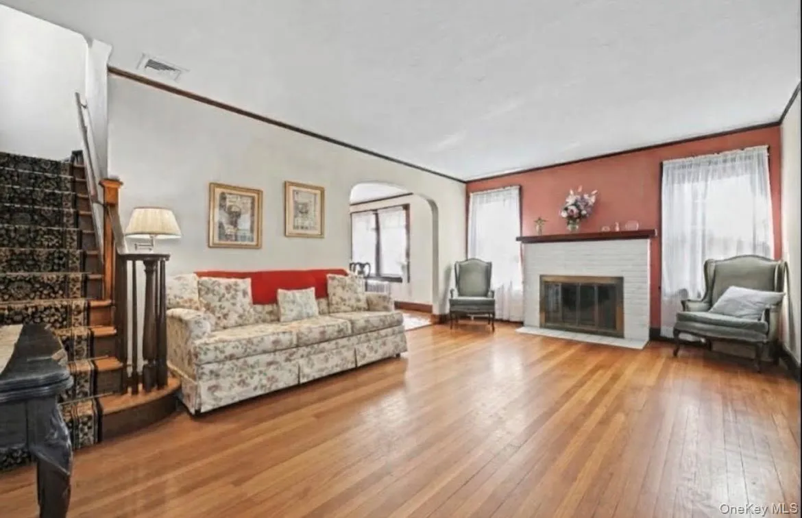 230 Crocus Avenue, Hempstead, NY, 3 Bedrooms Bedrooms, 8 Rooms Rooms,2 BathroomsBathrooms,Residential,For Rent,Crocus,0,1044474 230 Crocus Avenue, Hempstead, NY, 3 Bedrooms Bedrooms, 8 Rooms Rooms,2 BathroomsBathrooms,Residential,For Rent,Crocus,0,1044474