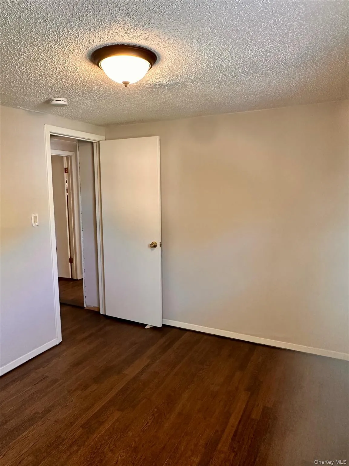 532 Park Avenue, Brookhaven, NY, 2 Bedrooms Bedrooms, 5 Rooms Rooms,1 BathroomBathrooms,Residential Lease,For Rent,Park,0,1044477 532 Park Avenue, Brookhaven, NY, 2 Bedrooms Bedrooms, 5 Rooms Rooms,1 BathroomBathrooms,Residential Lease,For Rent,Park,0,1044477