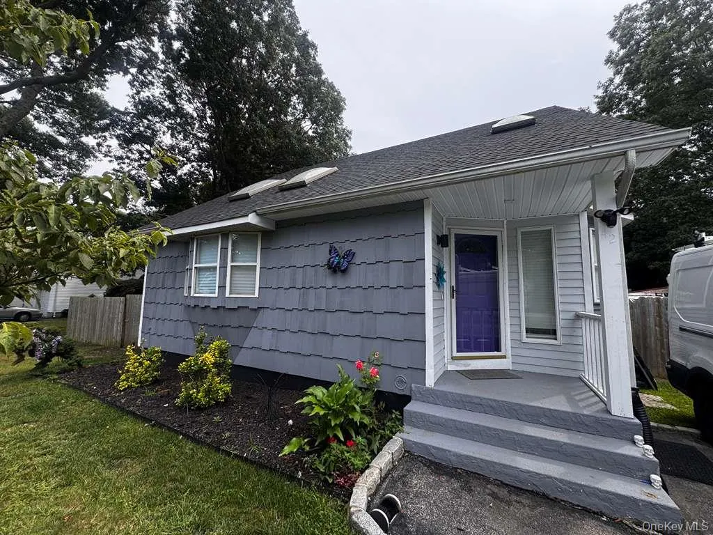 42 Breston Drive, Brookhaven, NY, 3 Bedrooms Bedrooms, 8 Rooms Rooms,2 BathroomsBathrooms,Residential,For Rent,Breston,0,1044478 42 Breston Drive, Brookhaven, NY, 3 Bedrooms Bedrooms, 8 Rooms Rooms,2 BathroomsBathrooms,Residential,For Rent,Breston,0,1044478