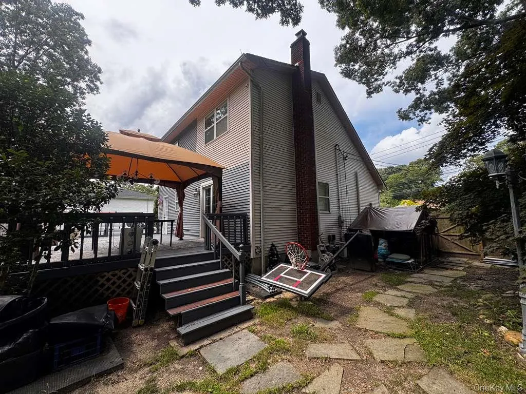 42 Breston Drive, Brookhaven, NY, 3 Bedrooms Bedrooms, 8 Rooms Rooms,2 BathroomsBathrooms,Residential,For Rent,Breston,0,1044478 42 Breston Drive, Brookhaven, NY, 3 Bedrooms Bedrooms, 8 Rooms Rooms,2 BathroomsBathrooms,Residential,For Rent,Breston,0,1044478