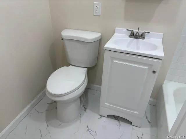 152-72 Melbourne Avenue, New York, NY, 1 Bedroom Bedrooms, 3 Rooms Rooms,1 BathroomBathrooms,Residential,For Rent,Melbourne,0,1044481 152-72 Melbourne Avenue, New York, NY, 1 Bedroom Bedrooms, 3 Rooms Rooms,1 BathroomBathrooms,Residential,For Rent,Melbourne,0,1044481