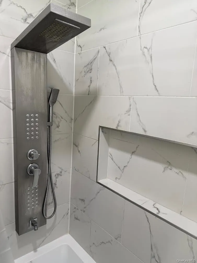 19 9th Avenue, Huntington, NY, 2 Bedrooms Bedrooms, 4 Rooms Rooms,1 BathroomBathrooms,Residential,For Rent,9th,0,1044486 19 9th Avenue, Huntington, NY, 2 Bedrooms Bedrooms, 4 Rooms Rooms,1 BathroomBathrooms,Residential,For Rent,9th,0,1044486
