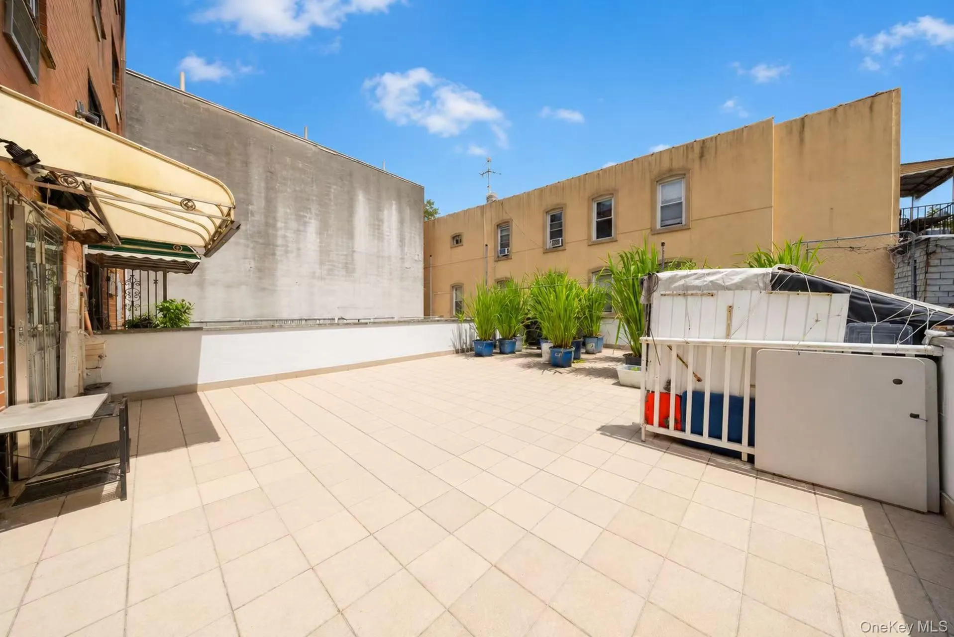10005 37th Avenue, New York, NY, 3 Bedrooms Bedrooms, 6 Rooms Rooms,2 BathroomsBathrooms,Residential,For Rent,37th,0,1044491 10005 37th Avenue, New York, NY, 3 Bedrooms Bedrooms, 6 Rooms Rooms,2 BathroomsBathrooms,Residential,For Rent,37th,0,1044491
