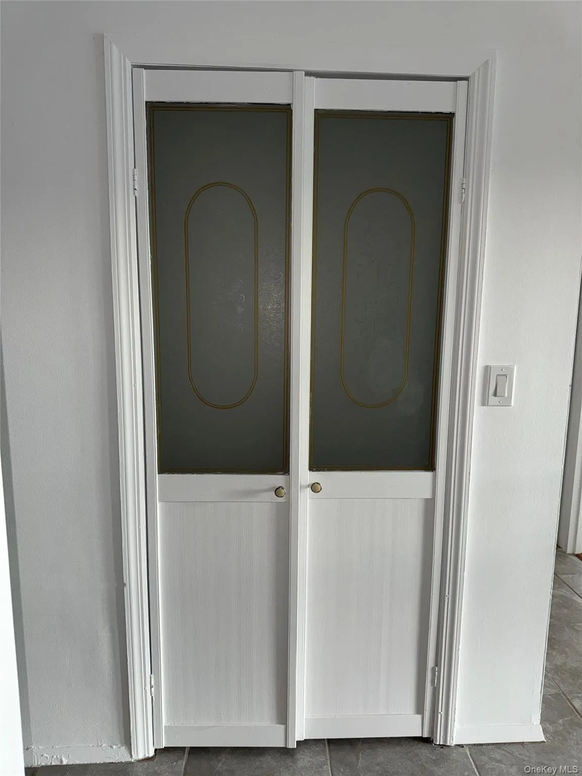 1116 Warburton Avenue, Yonkers, NY, 2 Bedrooms Bedrooms, 5 Rooms Rooms,1 BathroomBathrooms,Residential Lease,For Rent,Warburton,0,1044501 1116 Warburton Avenue, Yonkers, NY, 2 Bedrooms Bedrooms, 5 Rooms Rooms,1 BathroomBathrooms,Residential Lease,For Rent,Warburton,0,1044501