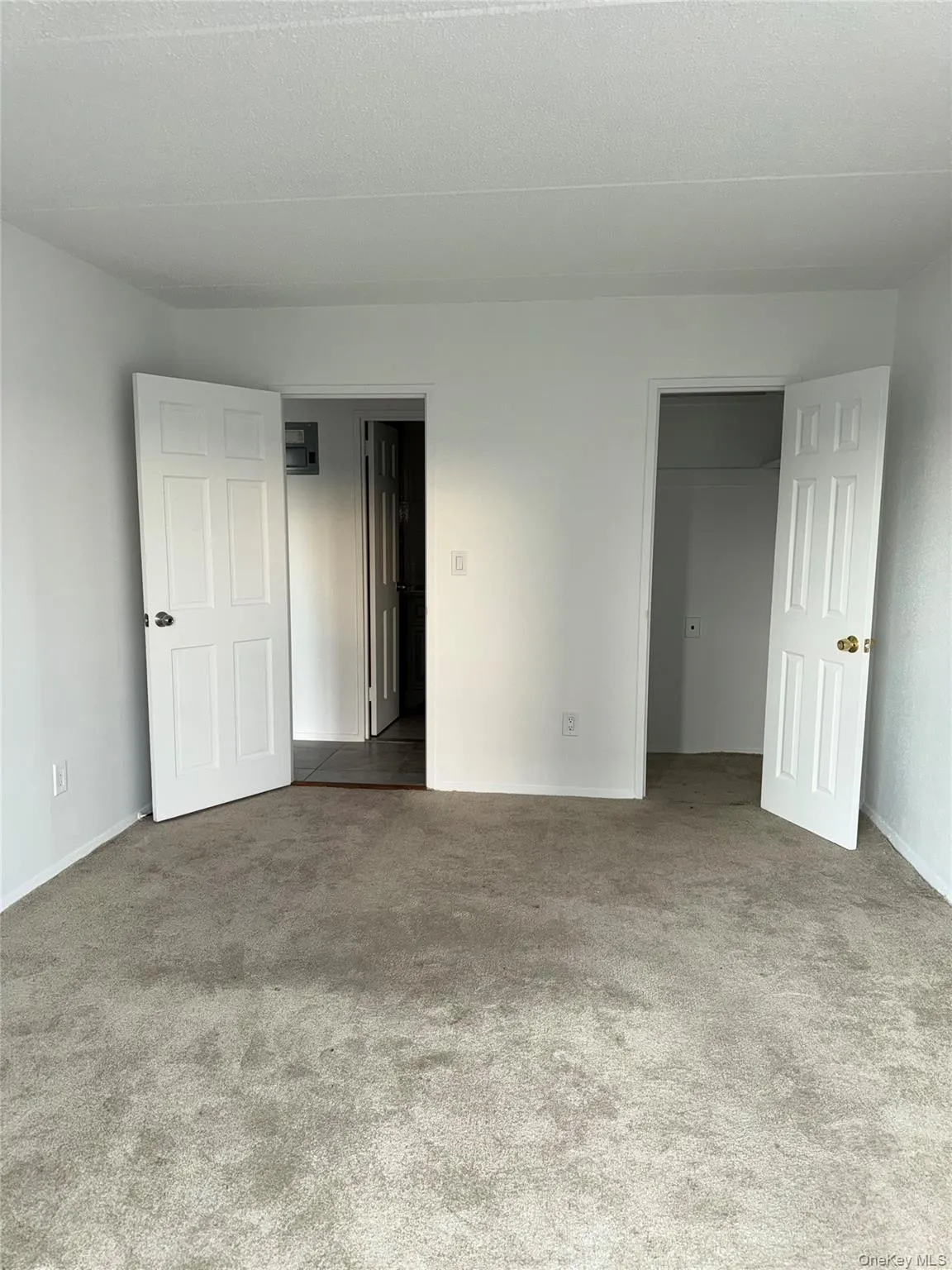 1116 Warburton Avenue, Yonkers, NY, 2 Bedrooms Bedrooms, 5 Rooms Rooms,1 BathroomBathrooms,Residential Lease,For Rent,Warburton,0,1044501 1116 Warburton Avenue, Yonkers, NY, 2 Bedrooms Bedrooms, 5 Rooms Rooms,1 BathroomBathrooms,Residential Lease,For Rent,Warburton,0,1044501