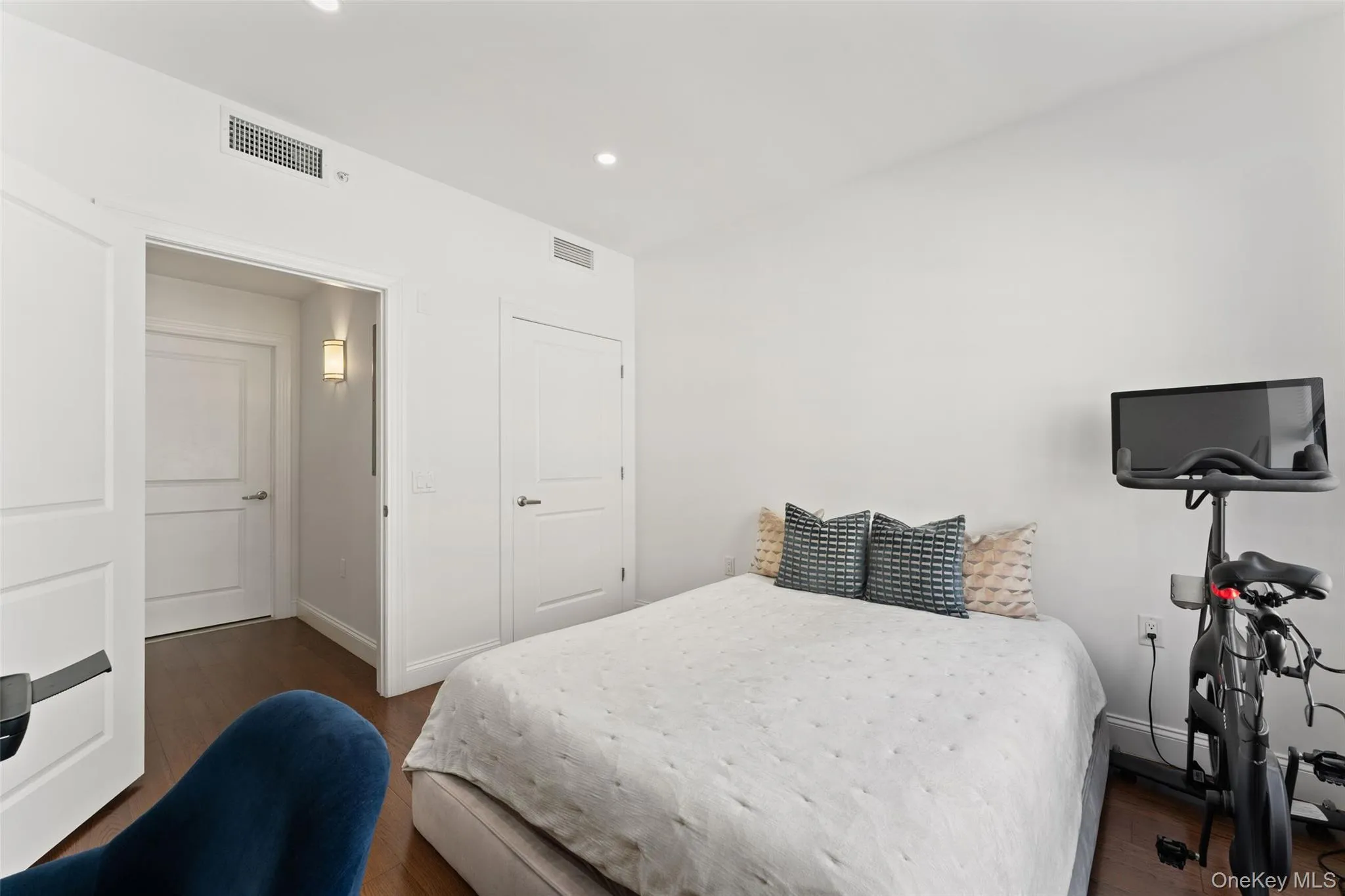 10 Byron Place, Mamaroneck, NY, 2 Bedrooms Bedrooms, 5 Rooms Rooms,2 BathroomsBathrooms,Residential Lease,For Rent,Byron,0,1044512 10 Byron Place, Mamaroneck, NY, 2 Bedrooms Bedrooms, 5 Rooms Rooms,2 BathroomsBathrooms,Residential Lease,For Rent,Byron,0,1044512