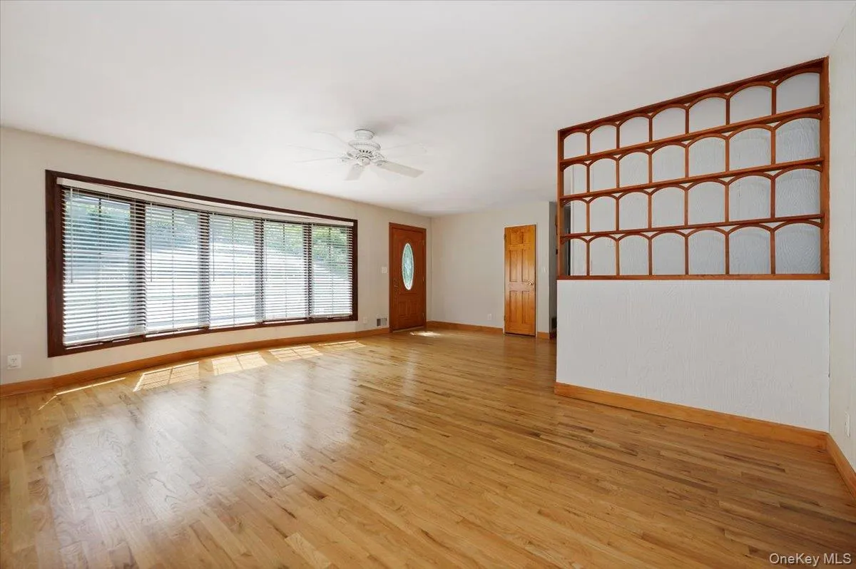 9 Somerstown Road, Ossining, NY, 4 Bedrooms Bedrooms, 9 Rooms Rooms,2 BathroomsBathrooms,Residential,For Rent,Somerstown,0,1044513 9 Somerstown Road, Ossining, NY, 4 Bedrooms Bedrooms, 9 Rooms Rooms,2 BathroomsBathrooms,Residential,For Rent,Somerstown,0,1044513
