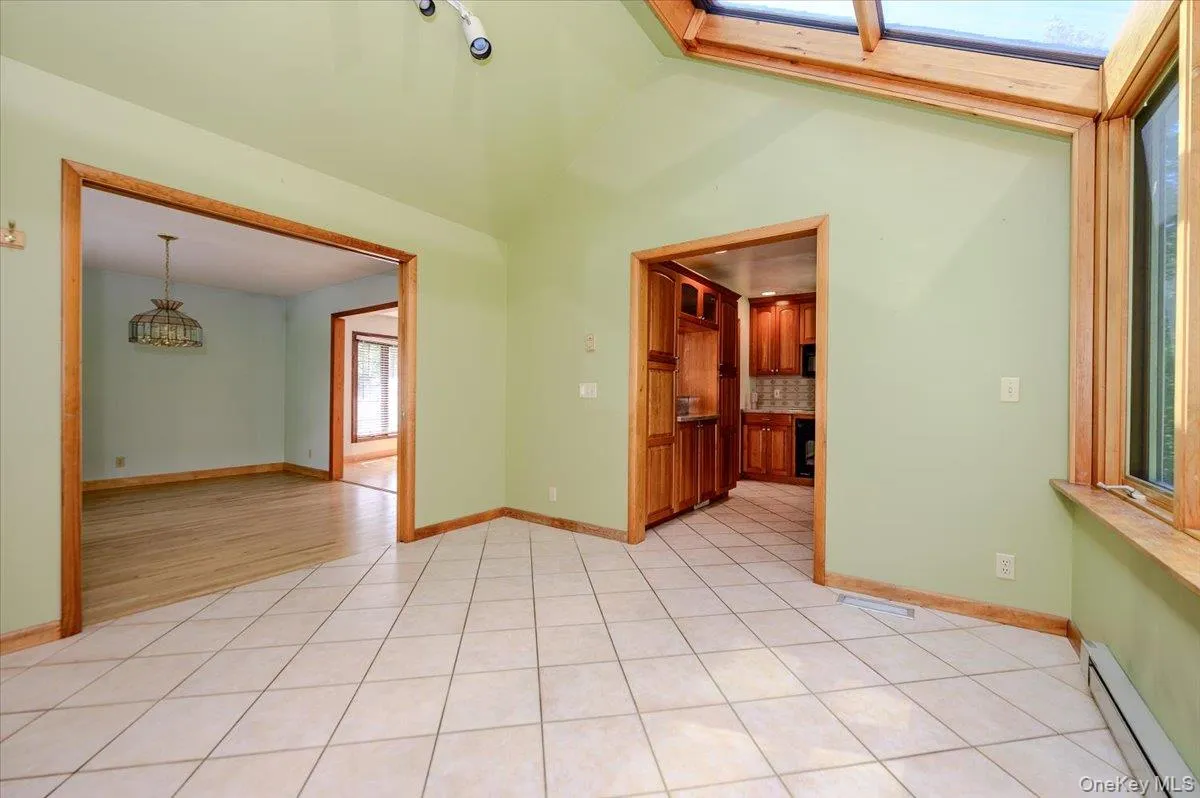 9 Somerstown Road, Ossining, NY, 4 Bedrooms Bedrooms, 9 Rooms Rooms,2 BathroomsBathrooms,Residential,For Rent,Somerstown,0,1044513 9 Somerstown Road, Ossining, NY, 4 Bedrooms Bedrooms, 9 Rooms Rooms,2 BathroomsBathrooms,Residential,For Rent,Somerstown,0,1044513