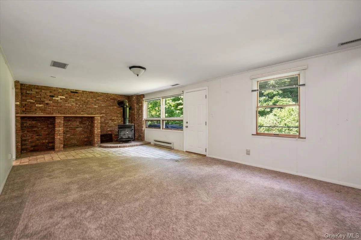 9 Somerstown Road, Ossining, NY, 4 Bedrooms Bedrooms, 9 Rooms Rooms,2 BathroomsBathrooms,Residential,For Rent,Somerstown,0,1044513 9 Somerstown Road, Ossining, NY, 4 Bedrooms Bedrooms, 9 Rooms Rooms,2 BathroomsBathrooms,Residential,For Rent,Somerstown,0,1044513