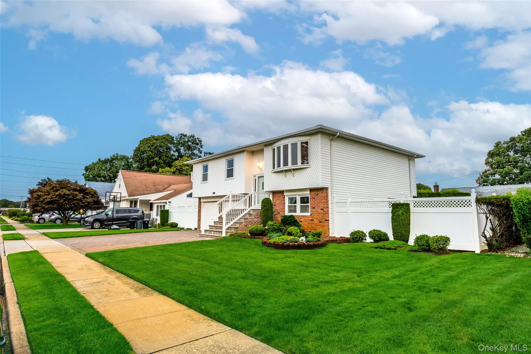 93 Toronto Avenue, Oyster Bay, NY, 4 Bedrooms Bedrooms, 8 Rooms Rooms,2 BathroomsBathrooms,Residential,For Rent,Toronto,0,1044539 93 Toronto Avenue, Oyster Bay, NY, 4 Bedrooms Bedrooms, 8 Rooms Rooms,2 BathroomsBathrooms,Residential,For Rent,Toronto,0,1044539