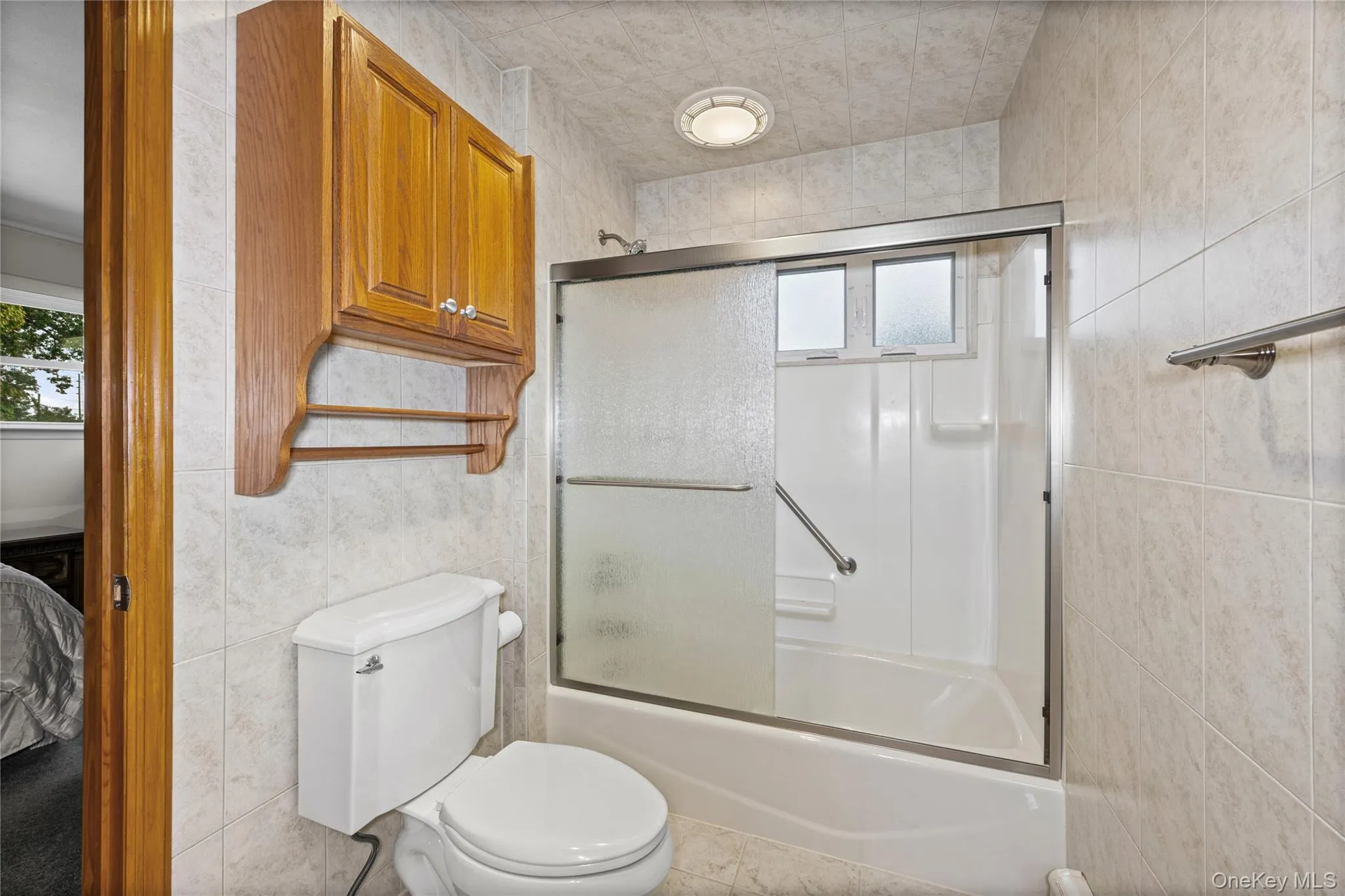 Separate room for shower/bath tub and toilet Separate room for shower/bath tub and toilet