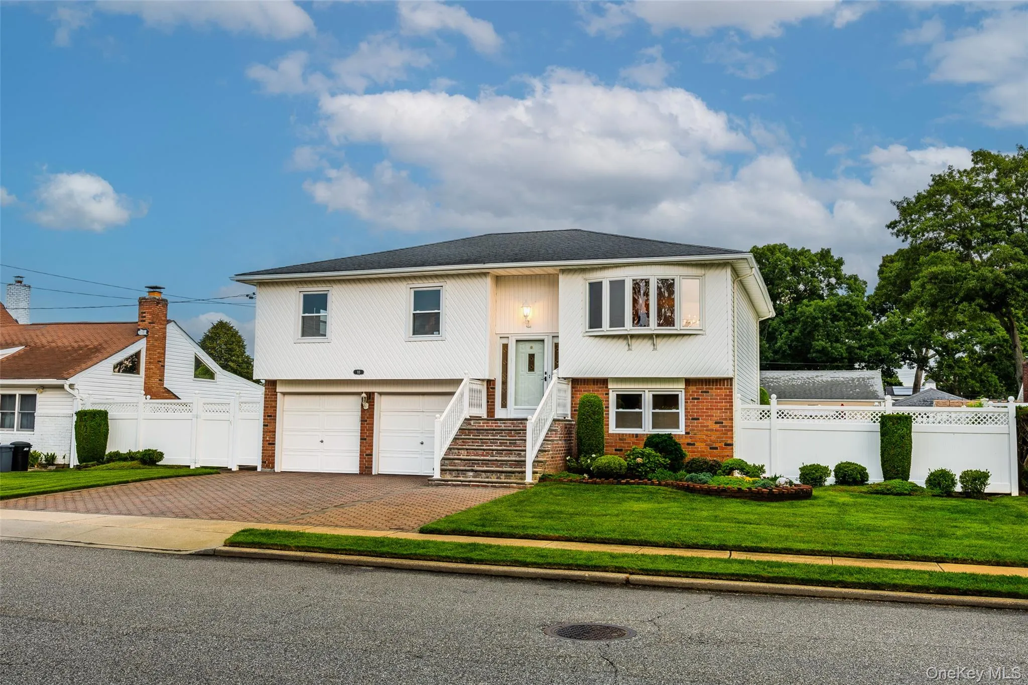 93 Toronto Avenue, Oyster Bay, NY, 4 Bedrooms Bedrooms, 8 Rooms Rooms,2 BathroomsBathrooms,Residential,For Rent,Toronto,0,1044539 93 Toronto Avenue, Oyster Bay, NY, 4 Bedrooms Bedrooms, 8 Rooms Rooms,2 BathroomsBathrooms,Residential,For Rent,Toronto,0,1044539