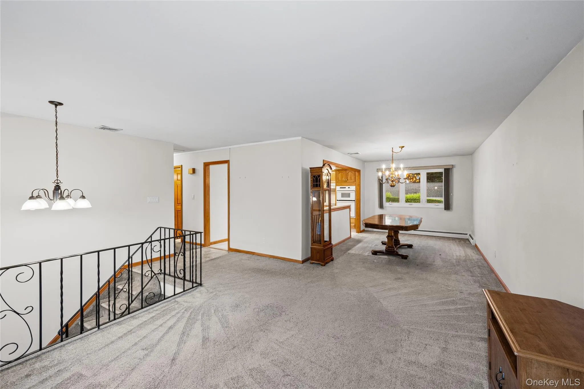93 Toronto Avenue, Oyster Bay, NY, 4 Bedrooms Bedrooms, 8 Rooms Rooms,2 BathroomsBathrooms,Residential,For Rent,Toronto,0,1044539 93 Toronto Avenue, Oyster Bay, NY, 4 Bedrooms Bedrooms, 8 Rooms Rooms,2 BathroomsBathrooms,Residential,For Rent,Toronto,0,1044539