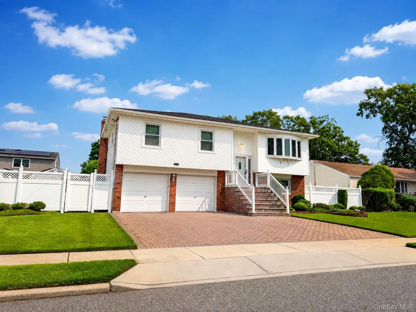 Beautifully updated with great curb appeal, full unilock paver 2 car driveway/garage Beautifully updated with great curb appeal, full unilock paver 2 car driveway/garage