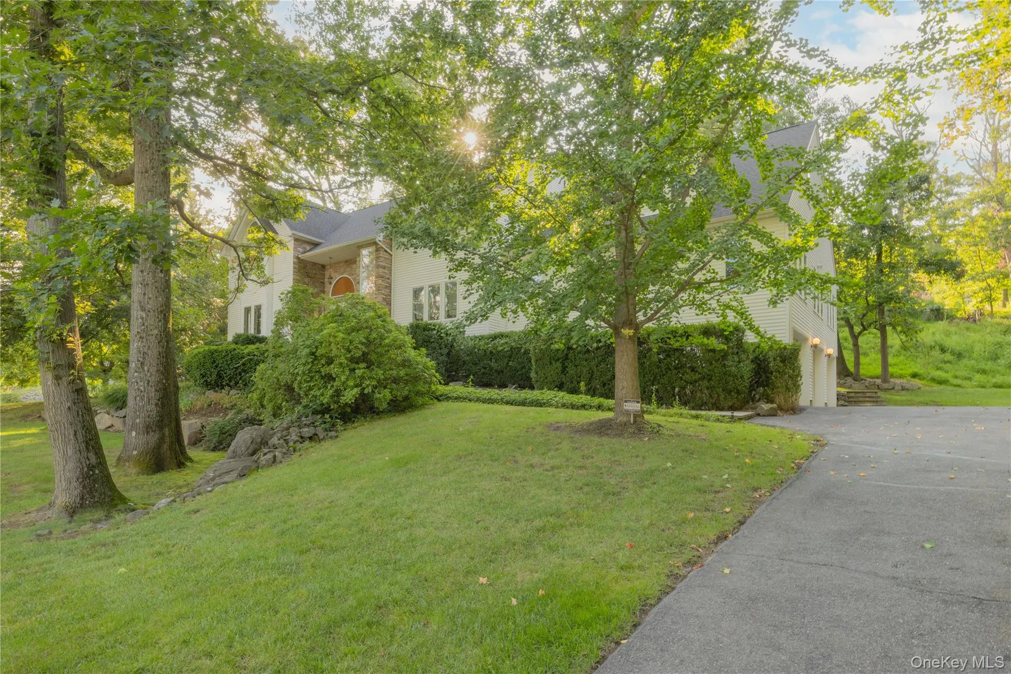 11 Hawk Nest Road, Stony Point, NY, 5 Bedrooms Bedrooms, 12 Rooms Rooms,4 BathroomsBathrooms,Residential,For Rent,Hawk Nest,0,1044541 11 Hawk Nest Road, Stony Point, NY, 5 Bedrooms Bedrooms, 12 Rooms Rooms,4 BathroomsBathrooms,Residential,For Rent,Hawk Nest,0,1044541
