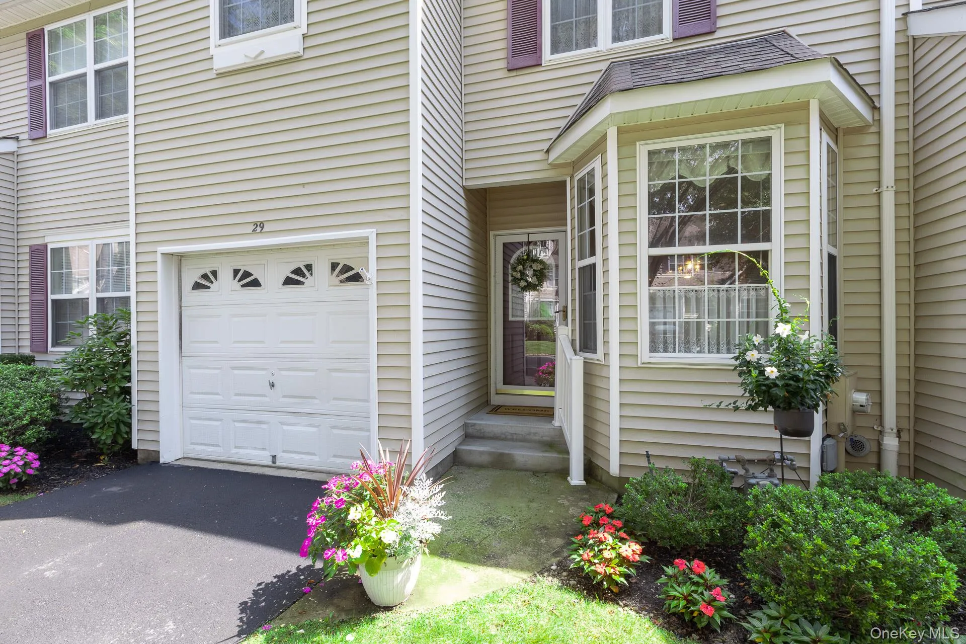 Entry- One Car Garage Entry- One Car Garage