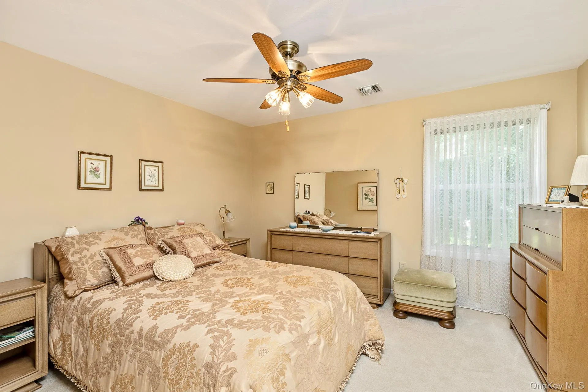 Nicely Sized Second Bedroom Nicely Sized Second Bedroom