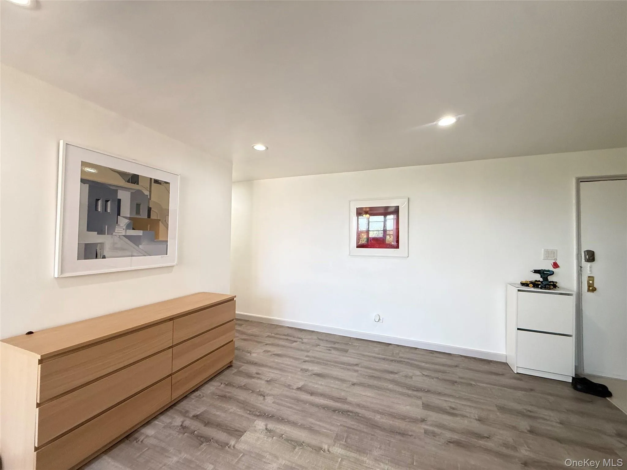 34-25 150th Place, New York, NY, 1 Bedroom Bedrooms, 4 Rooms Rooms,1 BathroomBathrooms,Residential,For Rent,150th,0,1044546 34-25 150th Place, New York, NY, 1 Bedroom Bedrooms, 4 Rooms Rooms,1 BathroomBathrooms,Residential,For Rent,150th,0,1044546