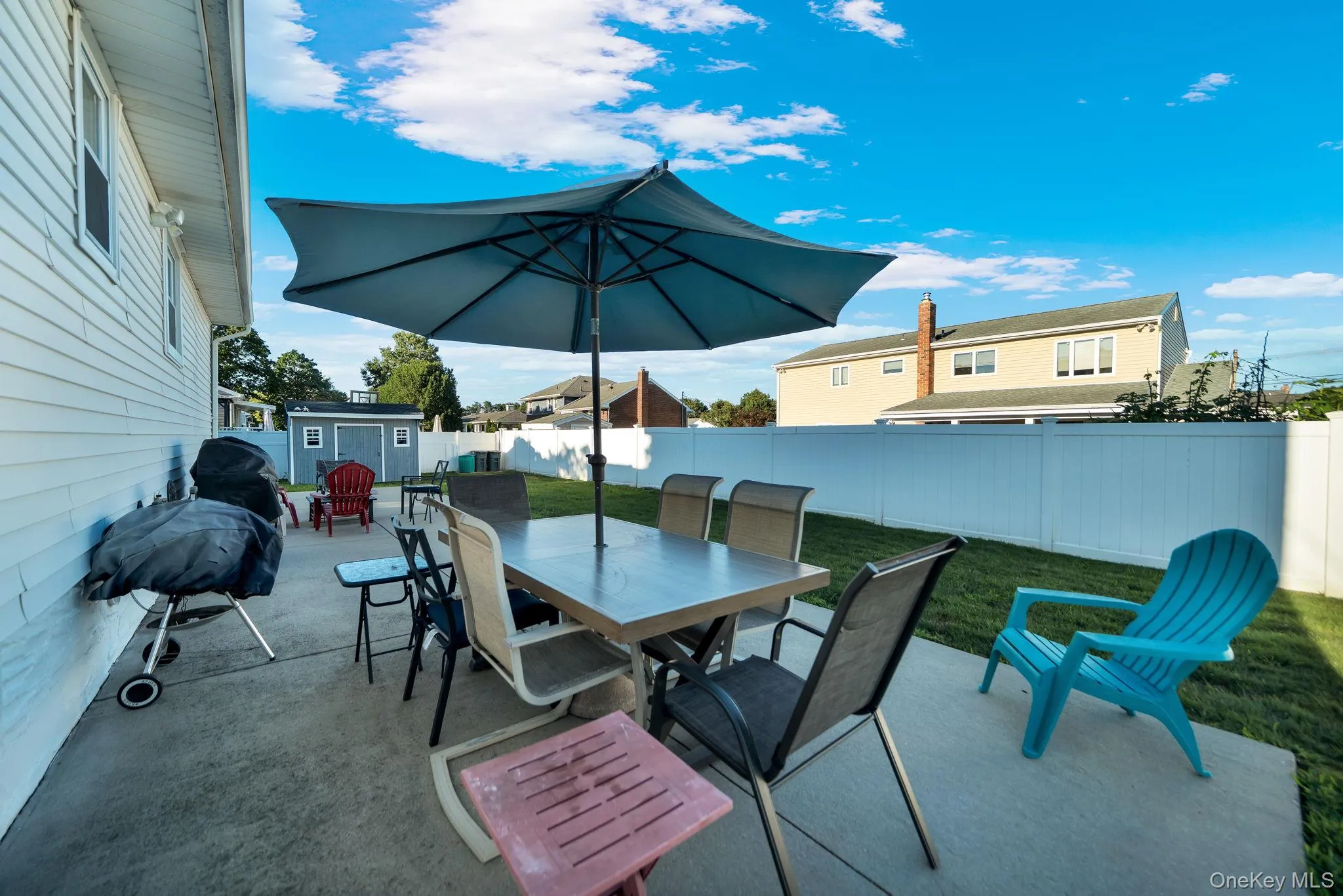 103 Queens Avenue, West Babylon, NY, 5 Bedrooms Bedrooms, 7 Rooms Rooms,3 BathroomsBathrooms,Residential,For Rent,Queens,0,1044550 103 Queens Avenue, West Babylon, NY, 5 Bedrooms Bedrooms, 7 Rooms Rooms,3 BathroomsBathrooms,Residential,For Rent,Queens,0,1044550