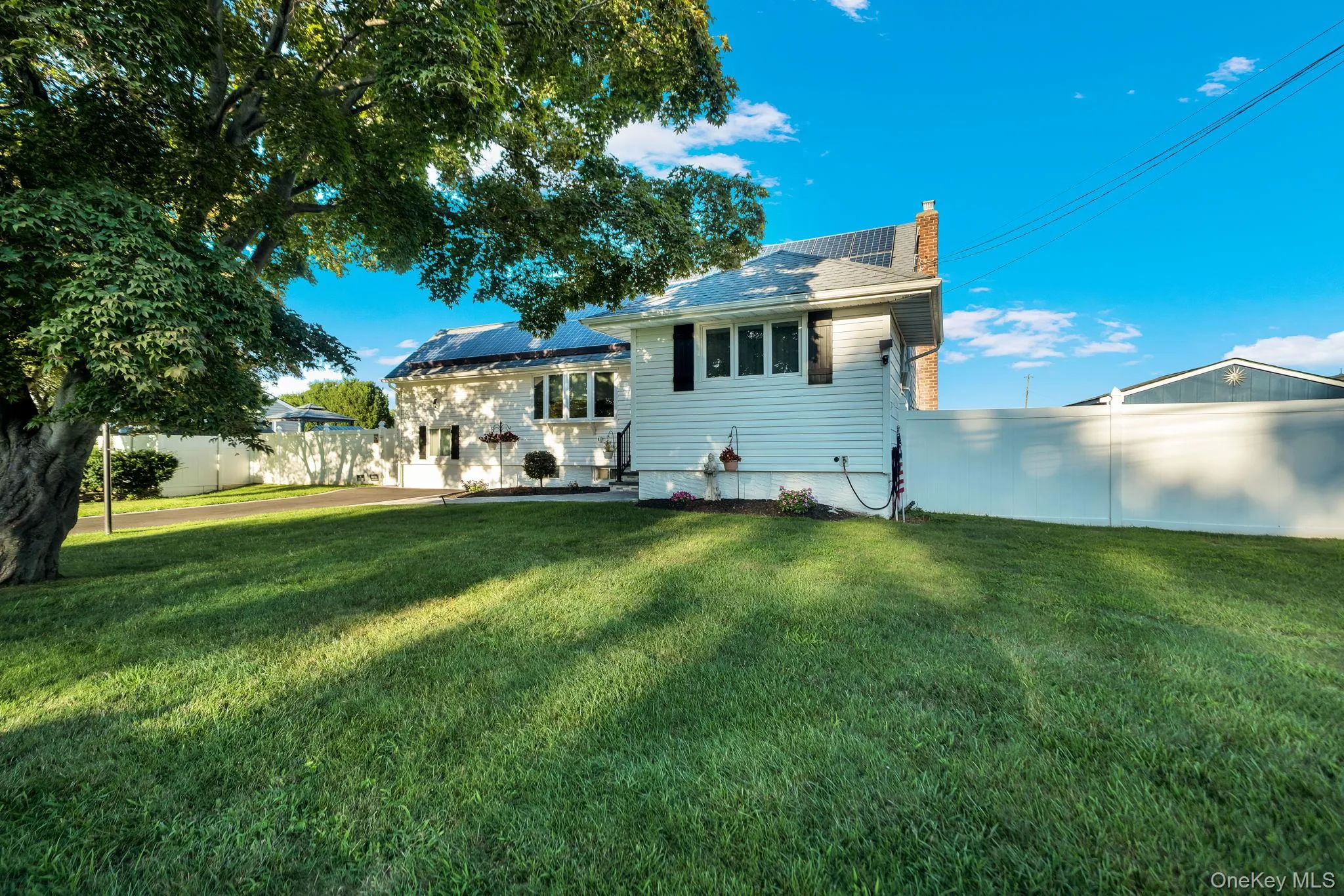 103 Queens Avenue, West Babylon, NY, 5 Bedrooms Bedrooms, 7 Rooms Rooms,3 BathroomsBathrooms,Residential,For Rent,Queens,0,1044550 103 Queens Avenue, West Babylon, NY, 5 Bedrooms Bedrooms, 7 Rooms Rooms,3 BathroomsBathrooms,Residential,For Rent,Queens,0,1044550