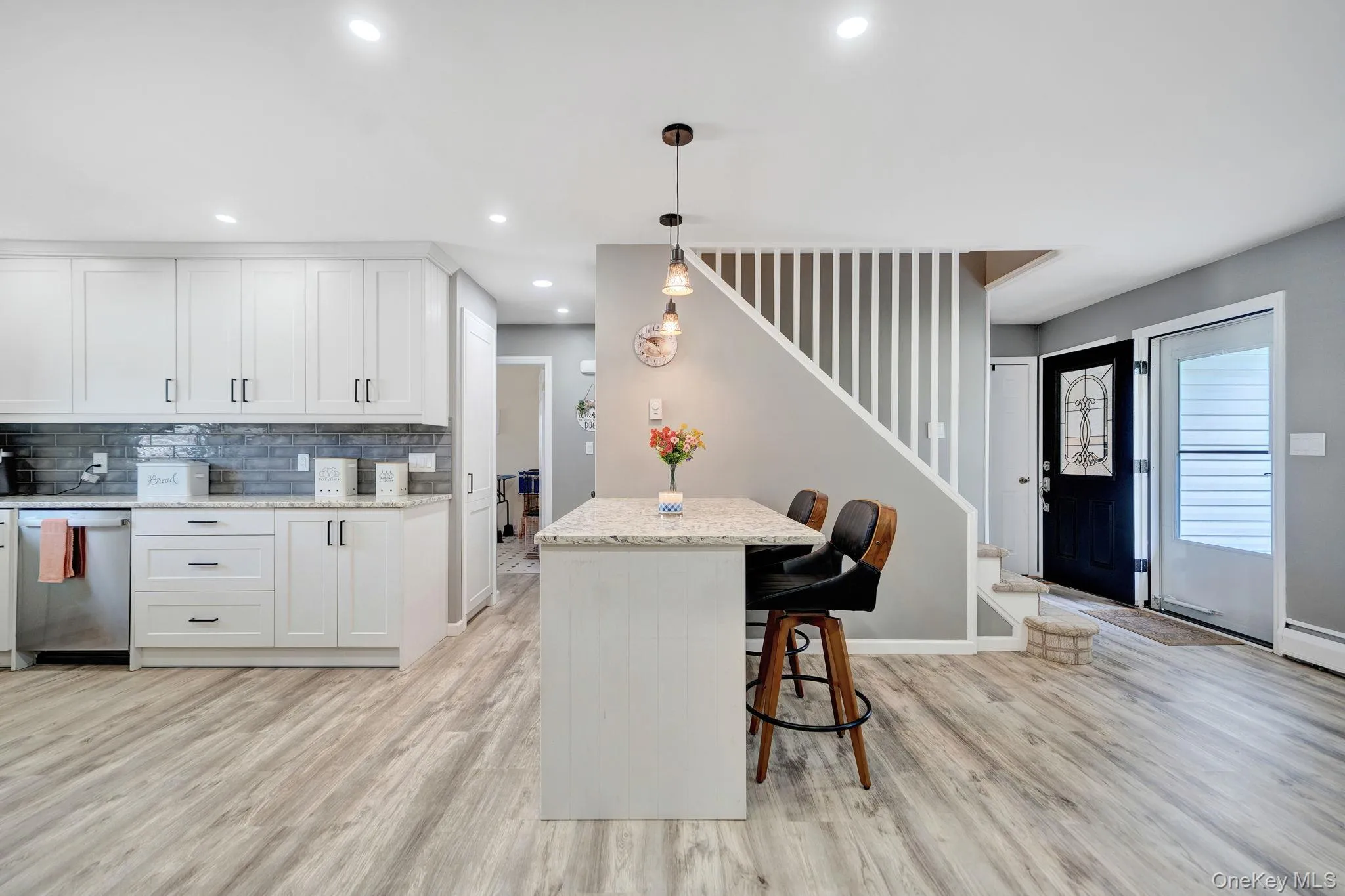 103 Queens Avenue, West Babylon, NY, 5 Bedrooms Bedrooms, 7 Rooms Rooms,3 BathroomsBathrooms,Residential,For Rent,Queens,0,1044550 103 Queens Avenue, West Babylon, NY, 5 Bedrooms Bedrooms, 7 Rooms Rooms,3 BathroomsBathrooms,Residential,For Rent,Queens,0,1044550
