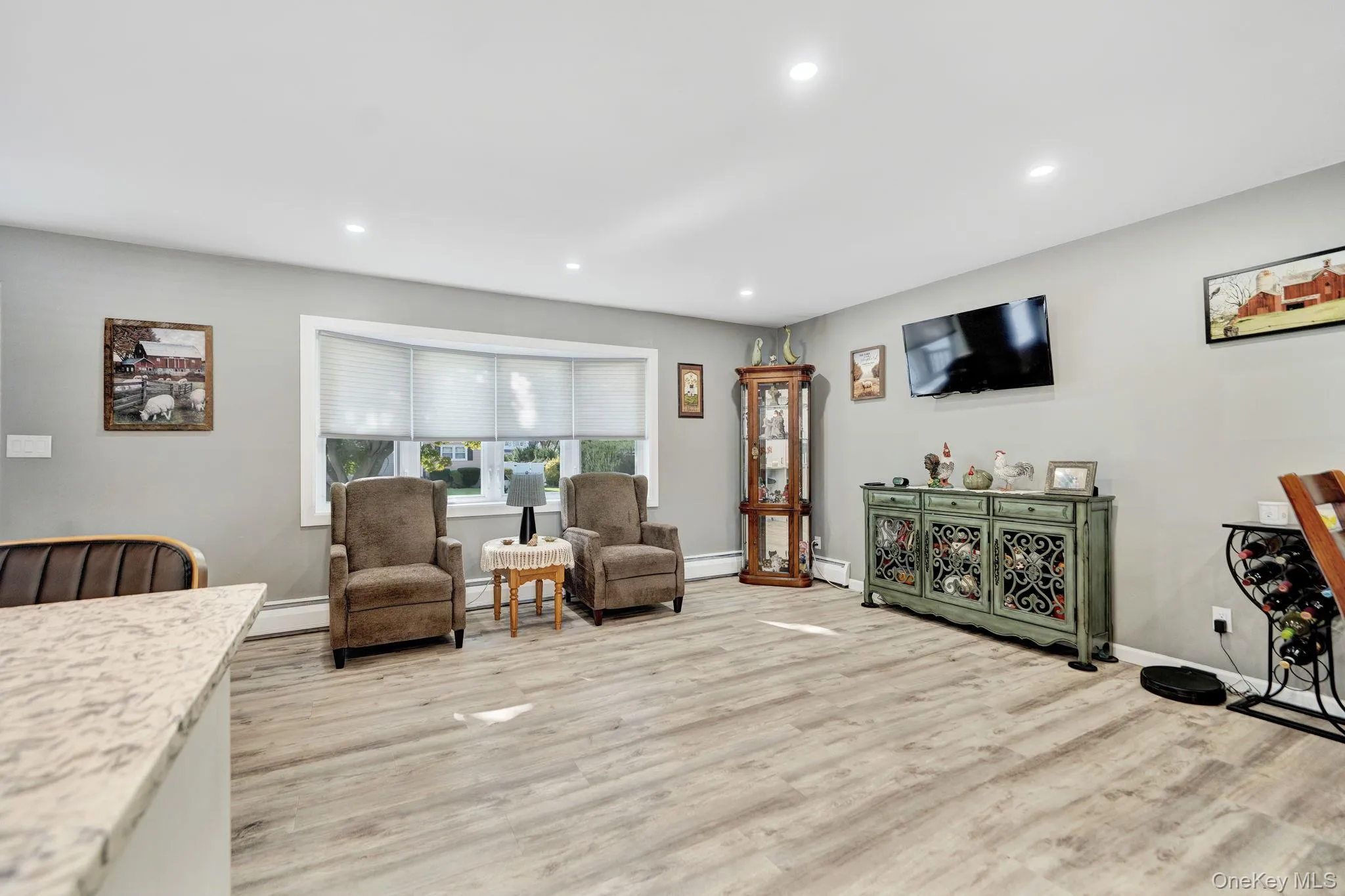 103 Queens Avenue, West Babylon, NY, 5 Bedrooms Bedrooms, 7 Rooms Rooms,3 BathroomsBathrooms,Residential,For Rent,Queens,0,1044550 103 Queens Avenue, West Babylon, NY, 5 Bedrooms Bedrooms, 7 Rooms Rooms,3 BathroomsBathrooms,Residential,For Rent,Queens,0,1044550